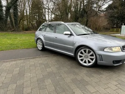 Audi RS4 AVANT 2.7 V6 380 BI-TURBO