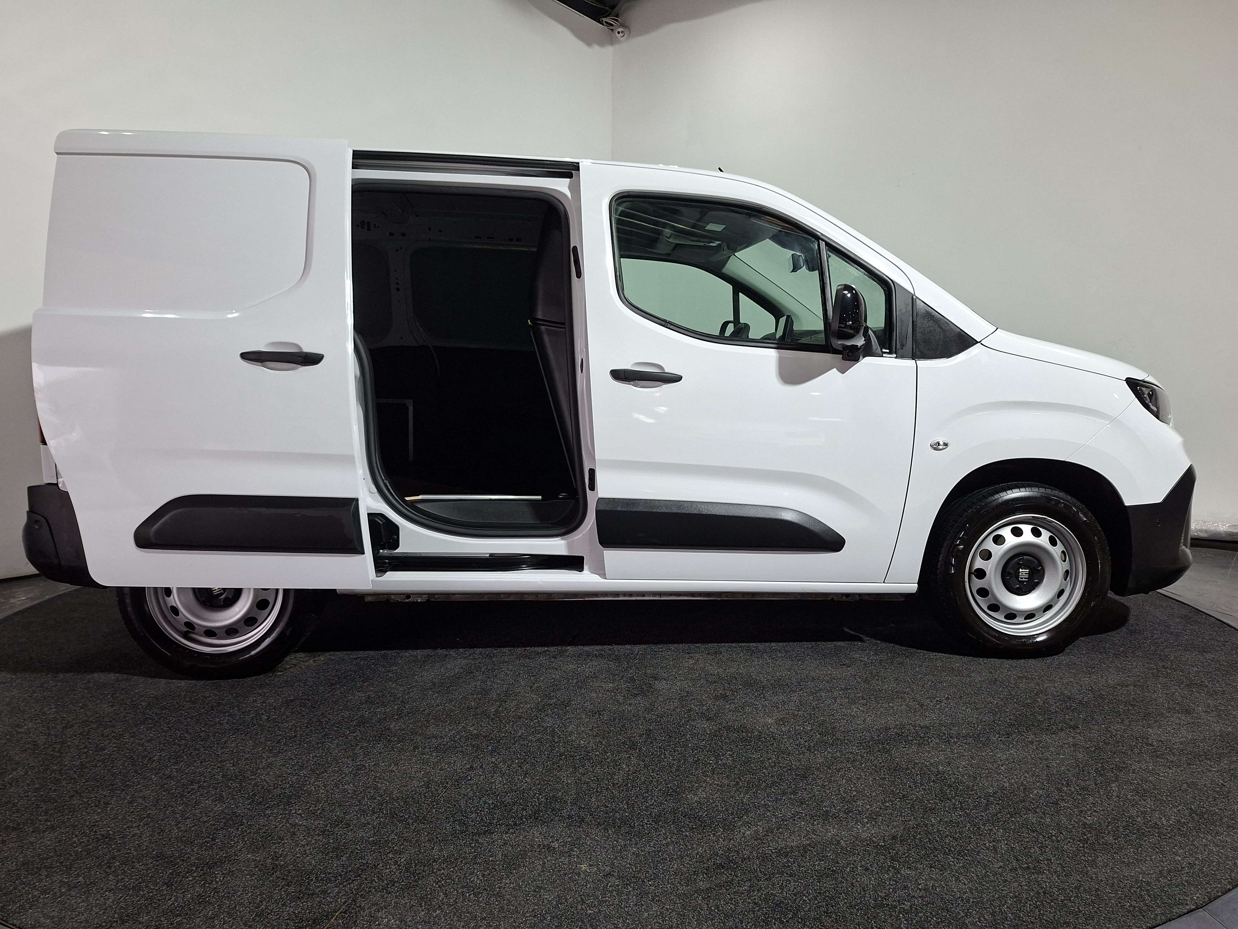Fiat Doblo 1.5 BlueHDI  2 JAAR GRATIS ONDERHOUD I 8.132 KM VAN 2025