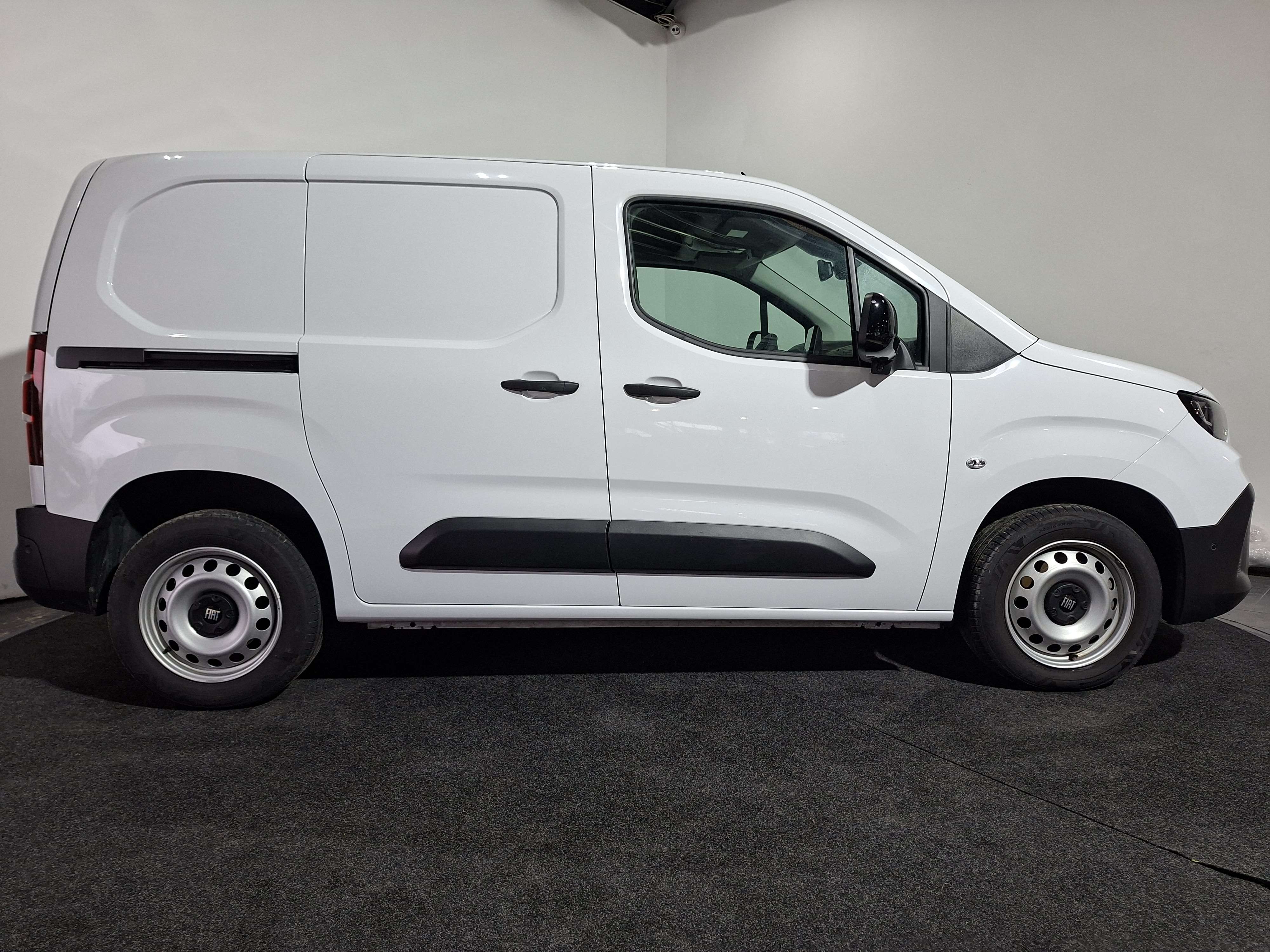 Fiat Doblo 1.5 BlueHDI  2 JAAR GRATIS ONDERHOUD I 8.132 KM VAN 2025