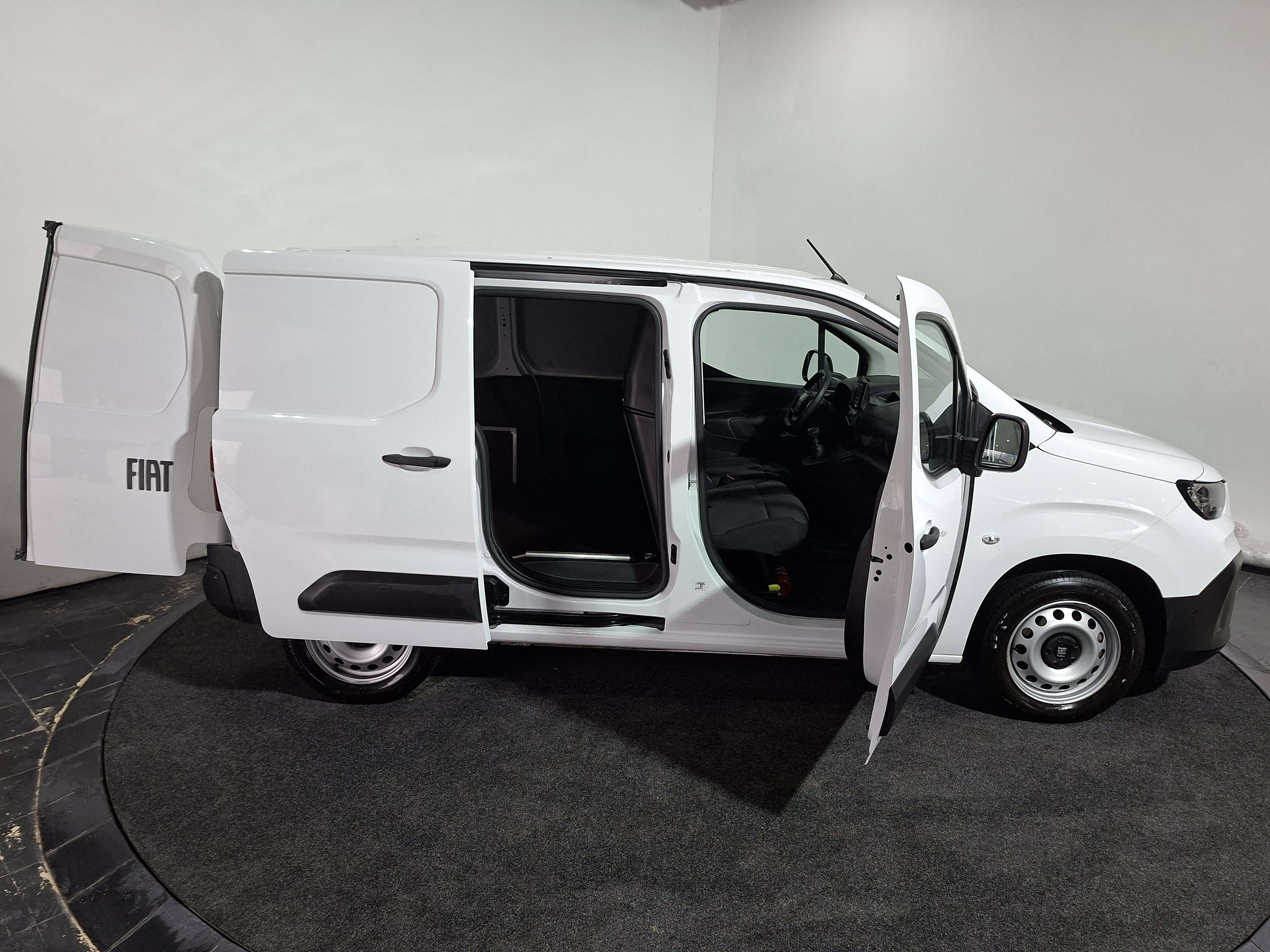 Fiat Doblo 1.5 BlueHDI  2 JAAR GRATIS ONDERHOUD I 8.132 KM VAN 2025