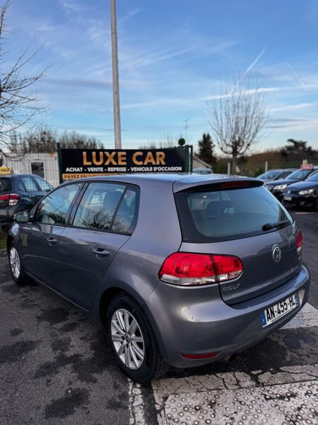 Volkswagen Golf VII 1.6 TDI 105 5P