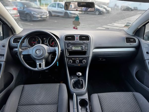 Volkswagen Golf VII 1.6 TDI 105 5P