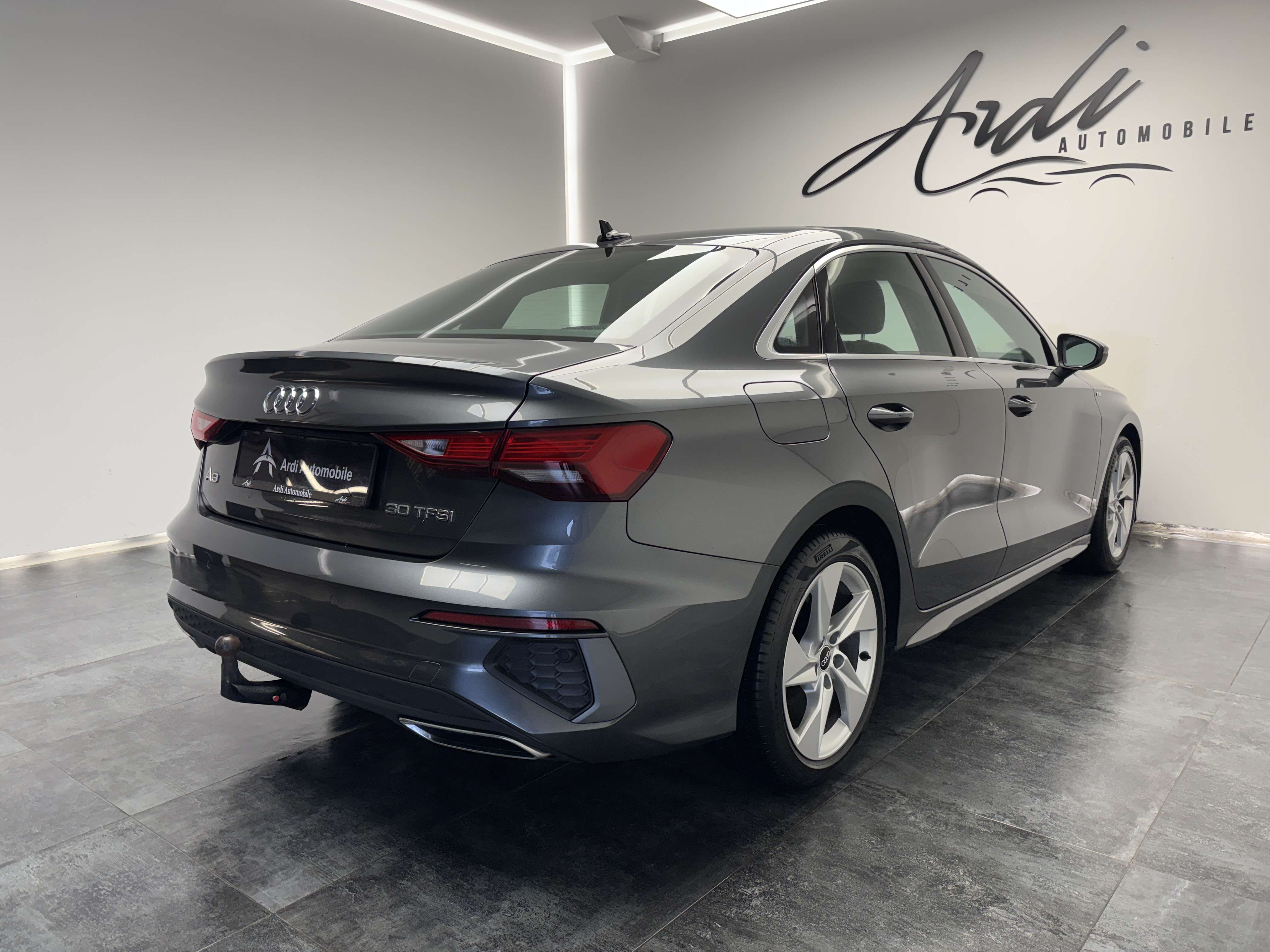 Audi A3 1.0 TFSI S line *CARPLAY*XENON*1 PROPRIO*GARANTIE*
