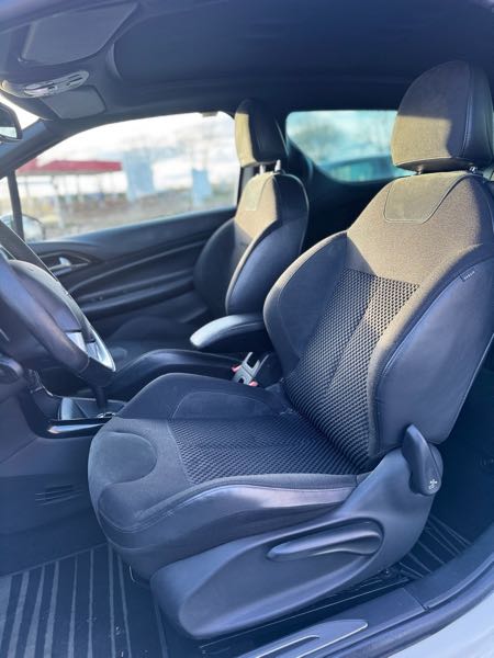 Citroen Ds3 (2) CABRIO 1.6 E-HDI 90 SO CHIC ETG6