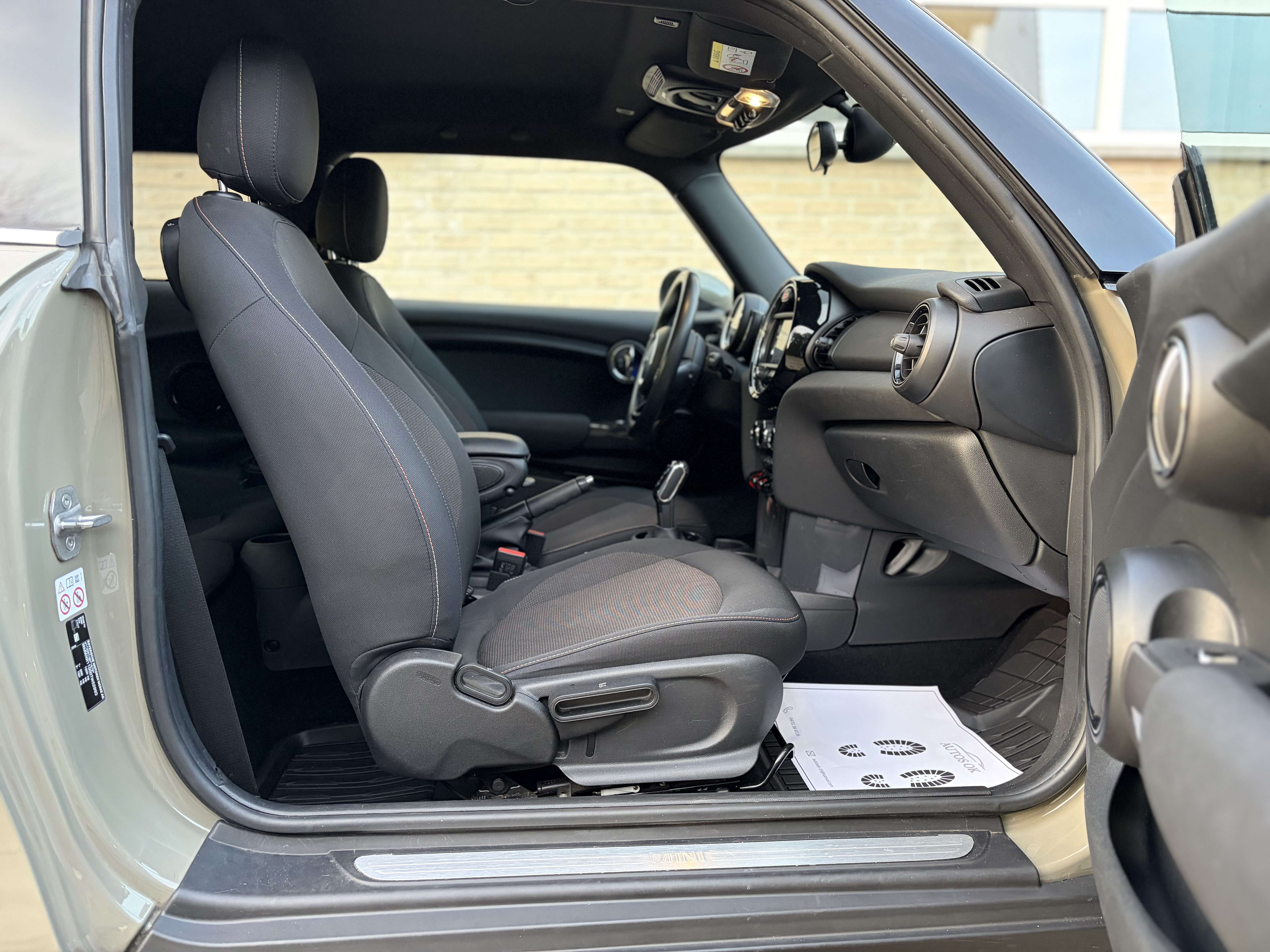 MINI One 1.5 benzine automaat  ### 64000 km ###