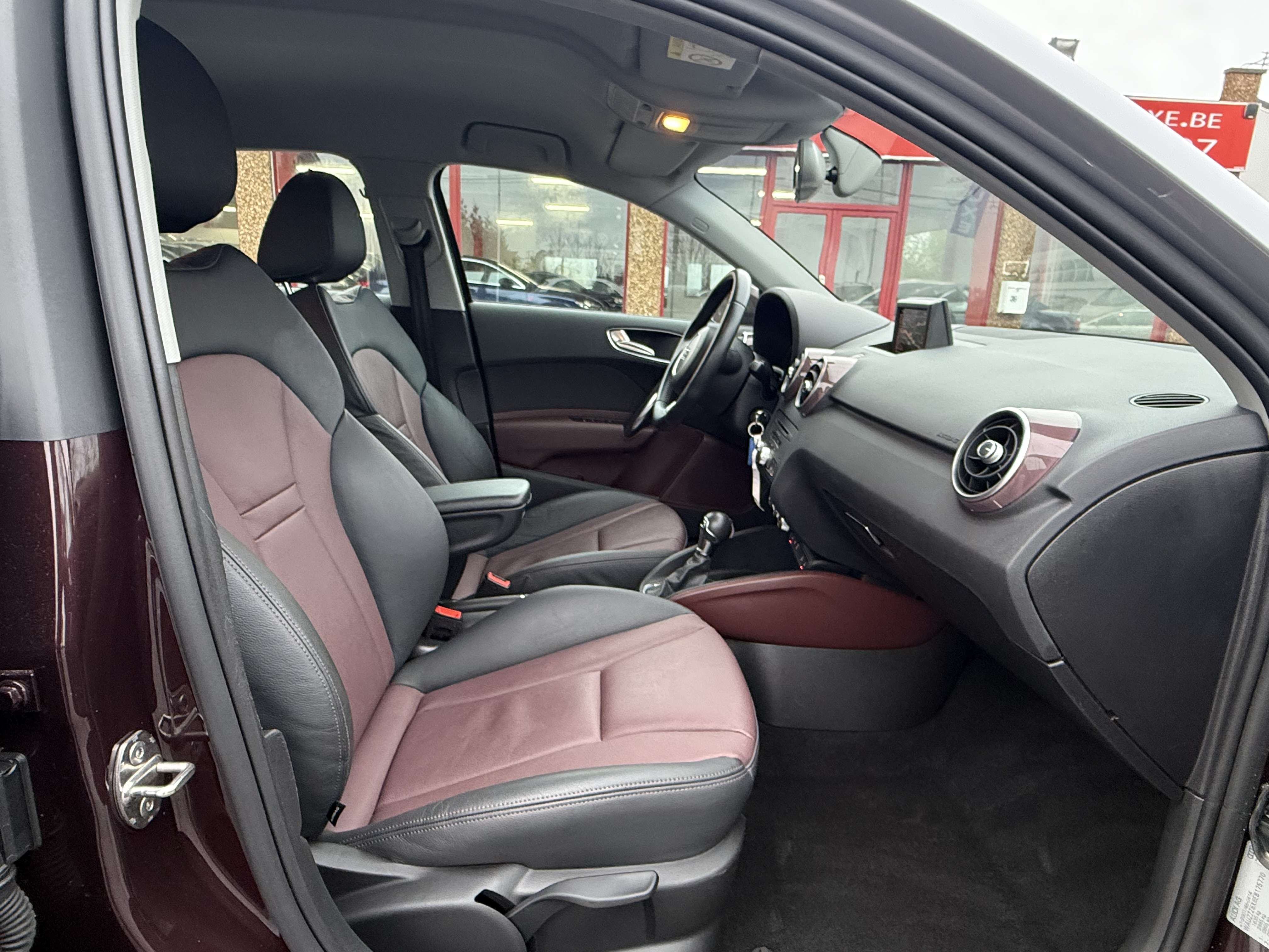 Audi A1 SPORTBACK 1.4 TFSI 14OCV S-TRONIC GPS CUIR XENON