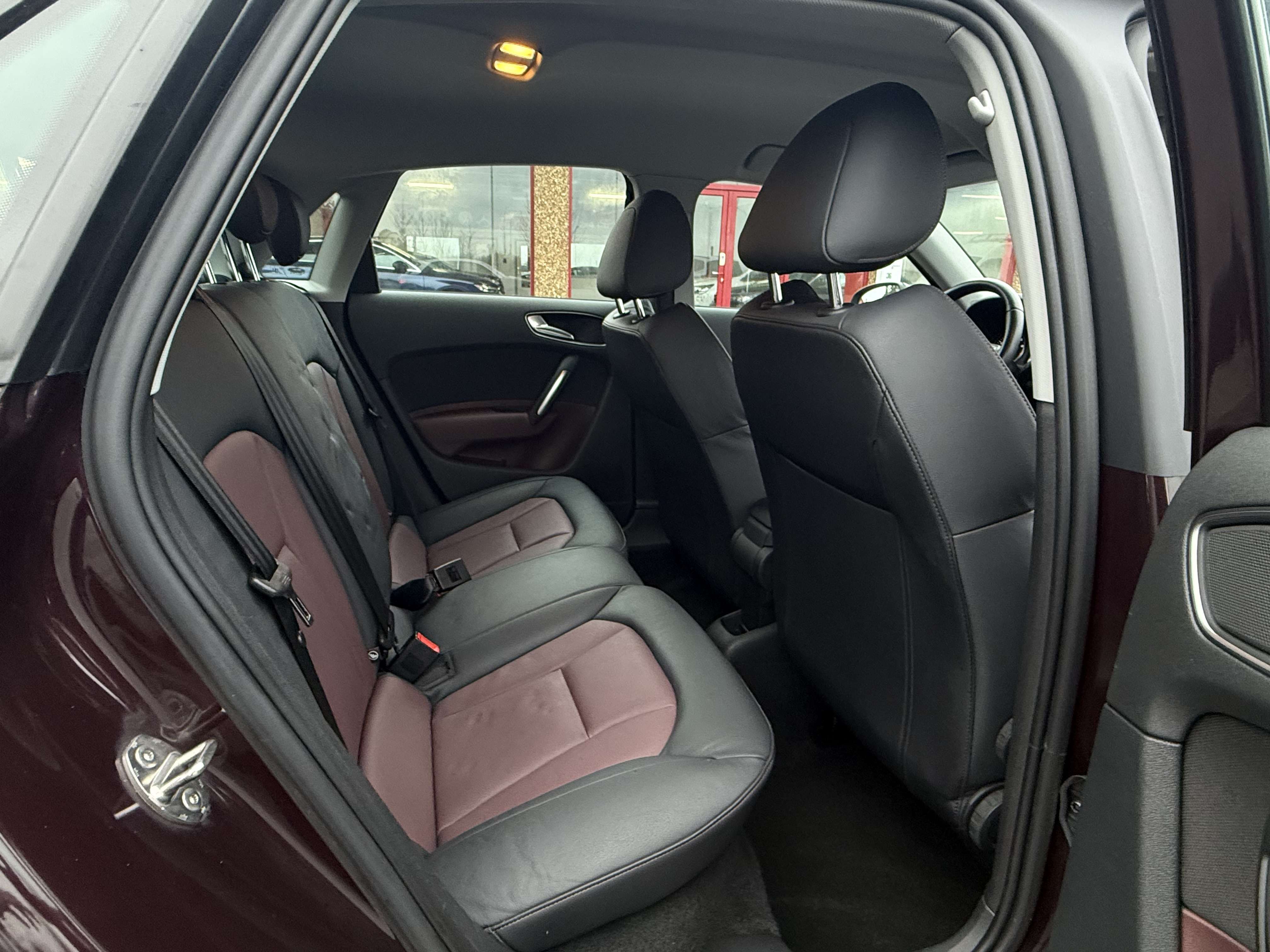 Audi A1 SPORTBACK 1.4 TFSI 14OCV S-TRONIC GPS CUIR XENON