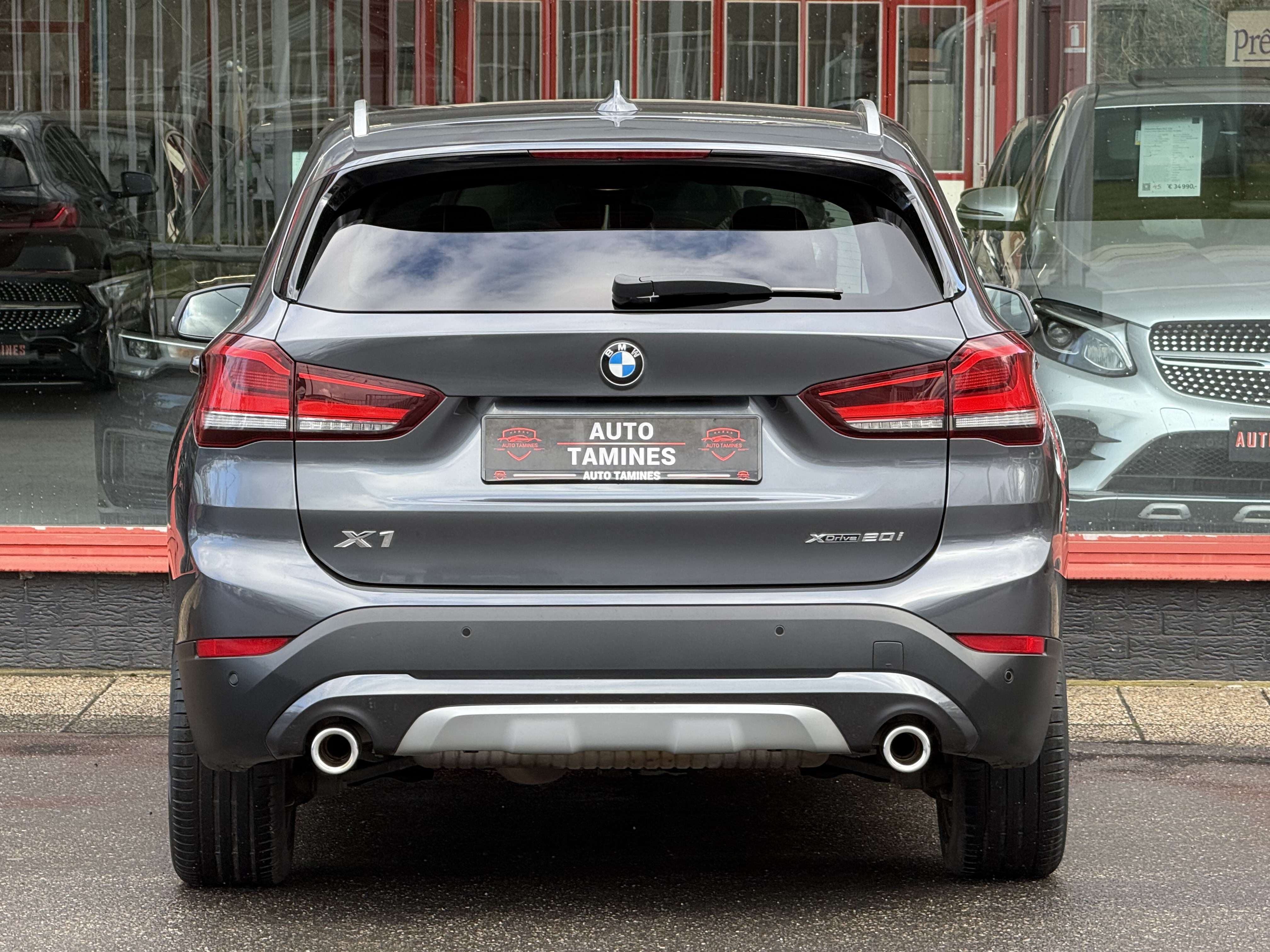 BMW X1 X1 2.0iAS xDrive20 Aut. / 1er Main / TVAC / LED