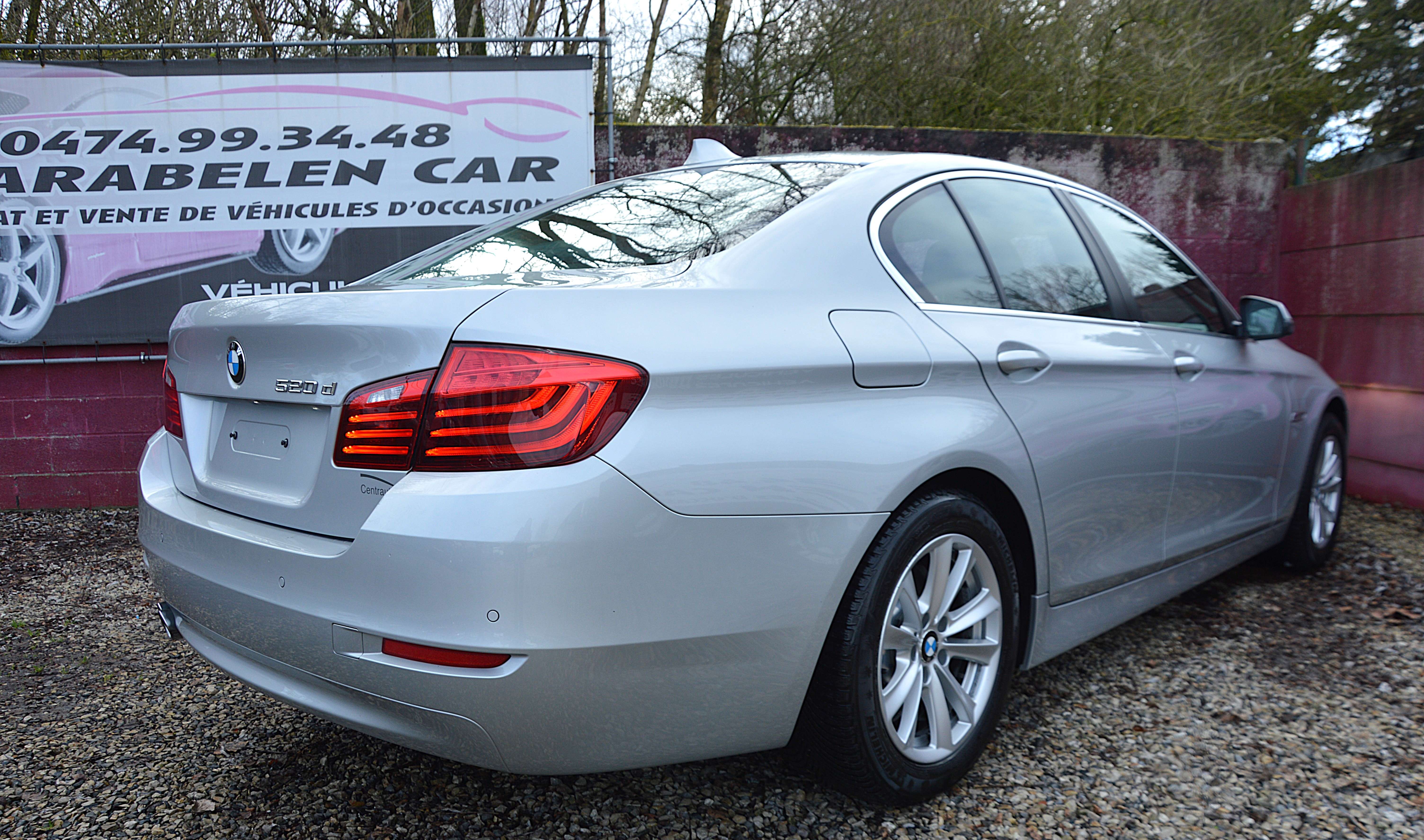 BMW 520 Dynamics ETAT SHOWROOM NAV SENS AV/AR 93.799KM
