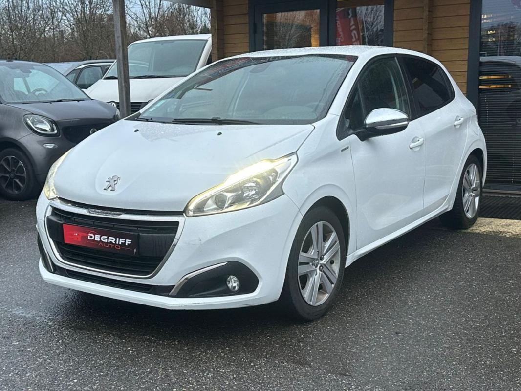 Peugeot 208 82ch BVM5 Style