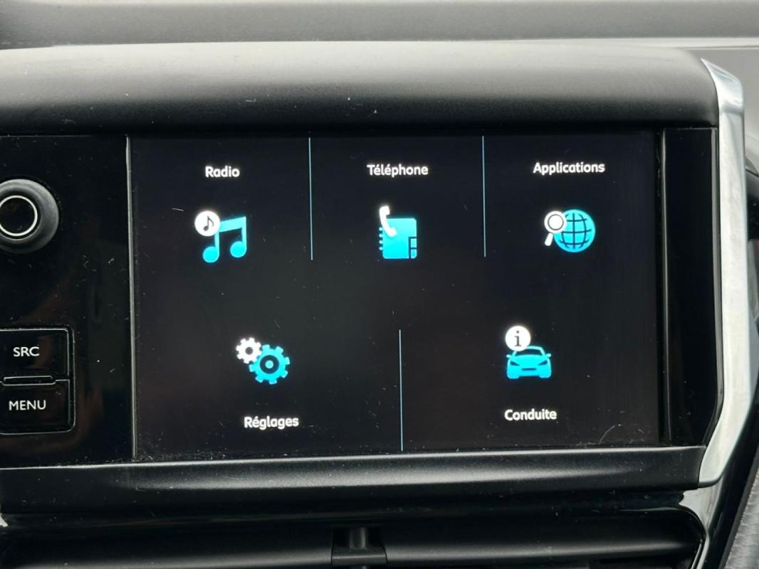 Peugeot 208 82ch BVM5 Style