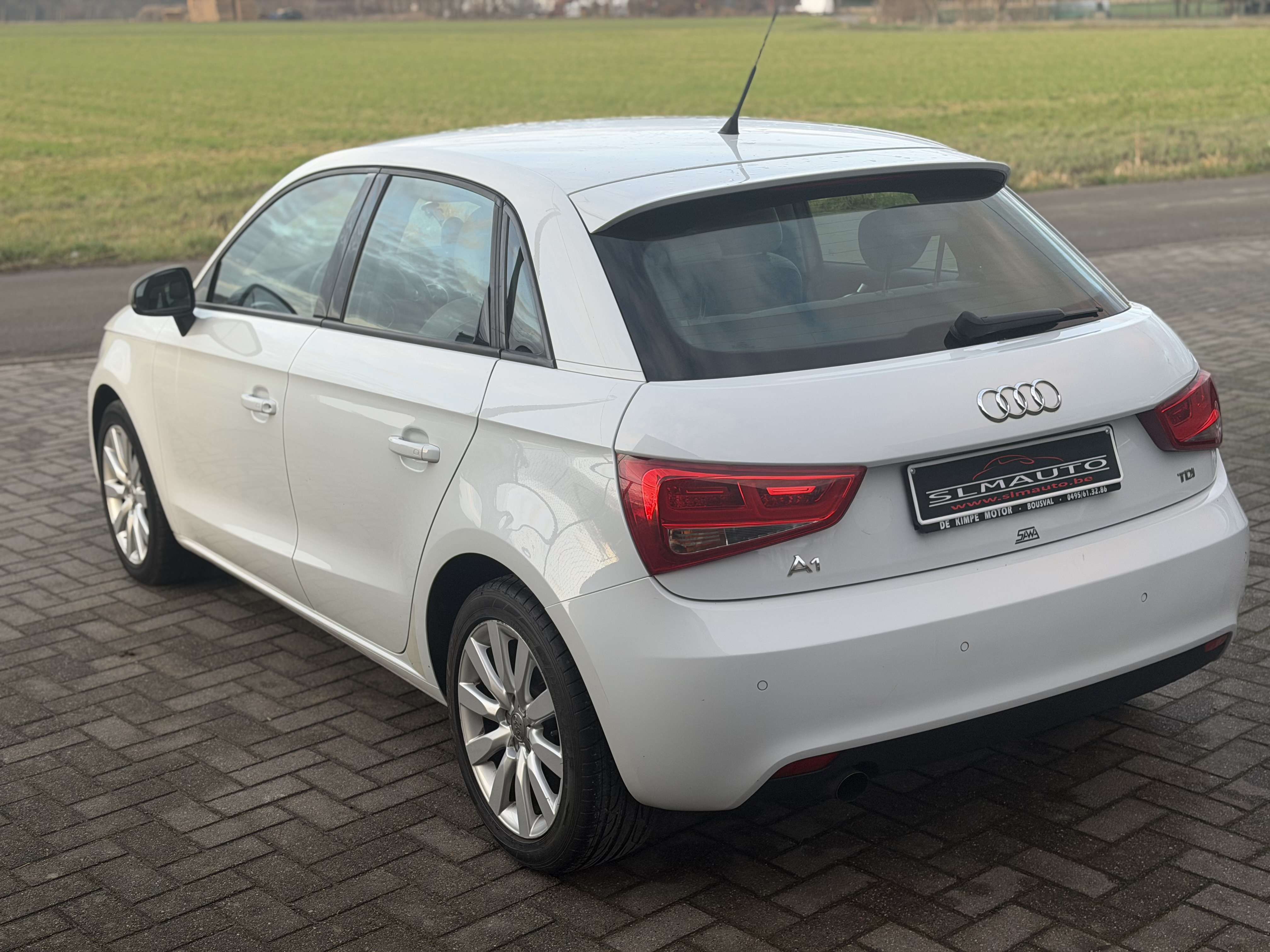 Audi A1 Sportback 1.6 TDI 90 Ambition EXPORT MARCHAND