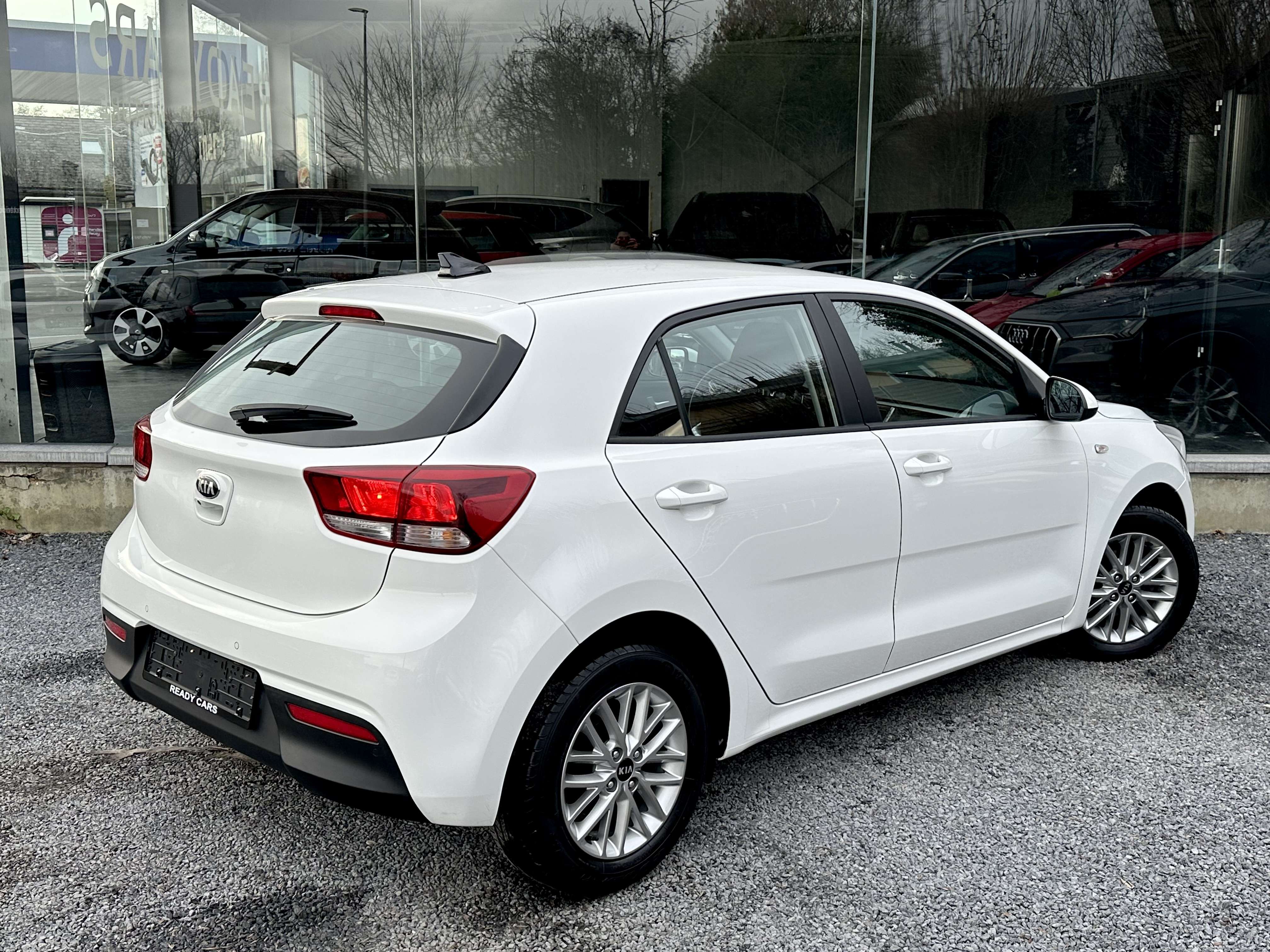 Kia Rio 1.2*NAVI*CAMERA*APPLE CARPLAY*GARANTIE*CARNET KIA