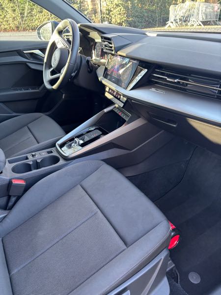 Audi A3 IV BERLINE 30 TFSI MHEV 110 DESIGN S TRONIC