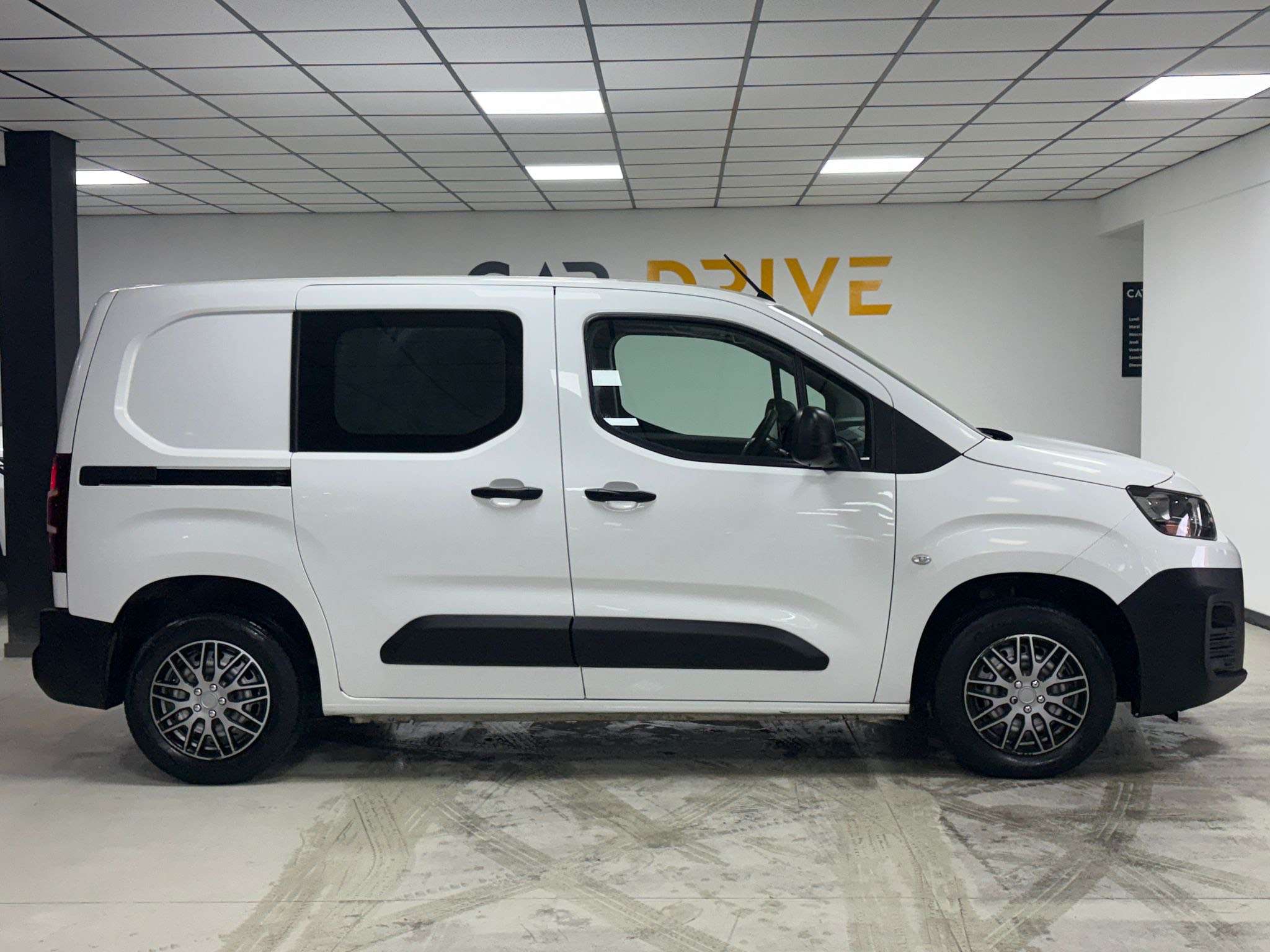 Citroen Berlingo 1.5 BlueHDi/CLIM/12MOI GARANTIE