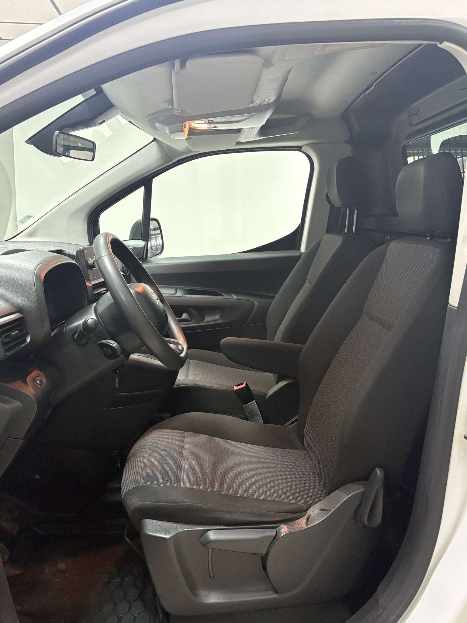 Citroen Berlingo 1.5 BlueHDi/CLIM/12MOI GARANTIE