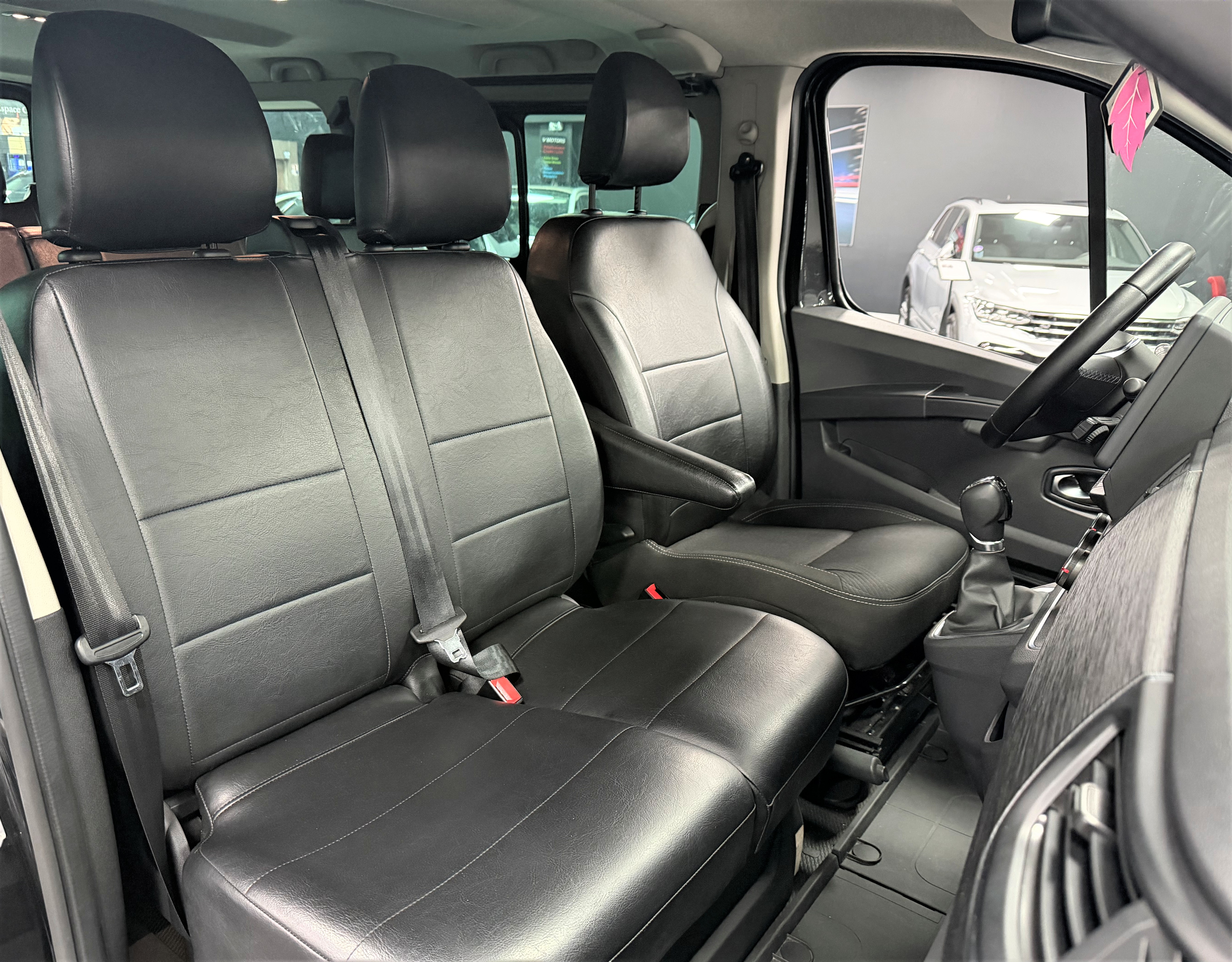 Renault Trafic III 2.0 DCI 150 L2 Intens S&S EDC Auto 9PL Design' 1er Main