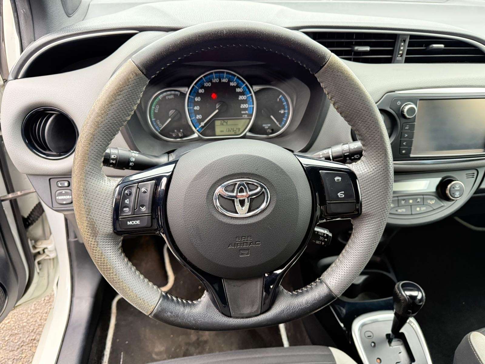 Toyota Yaris Yaris 1.,5  HYBRIDE VVT-i 16v Linea Sol
