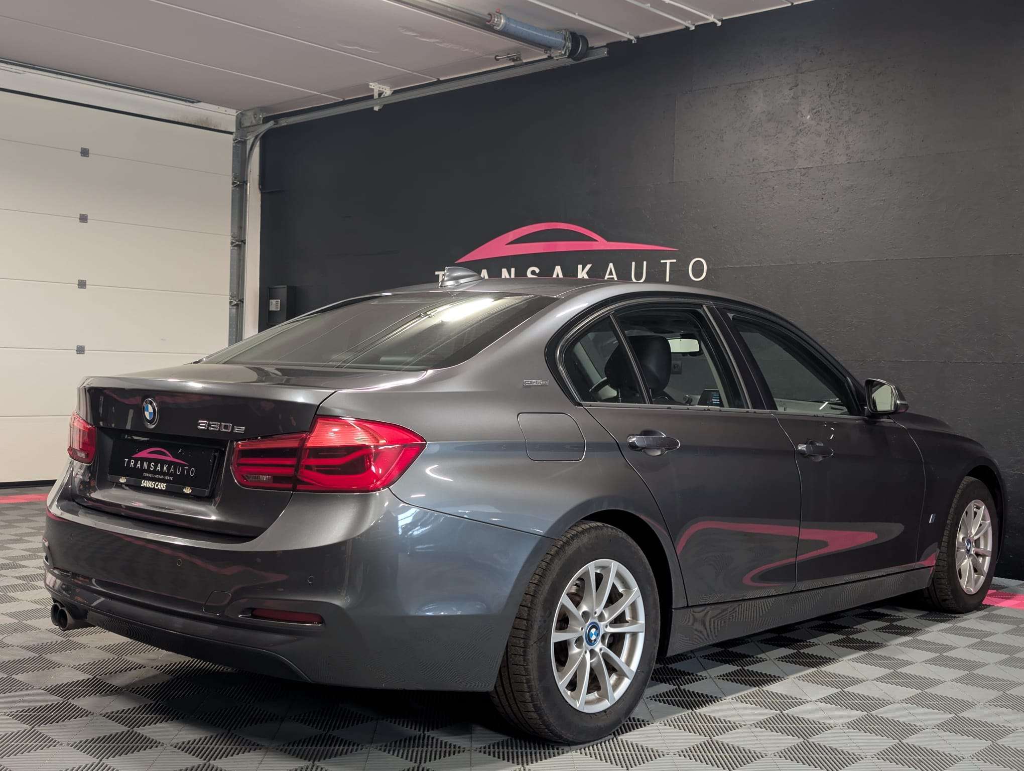 BMW 330 eA Plug-In Hybrid — GPS — Sièges chauffants — LED — Radars AV/AR