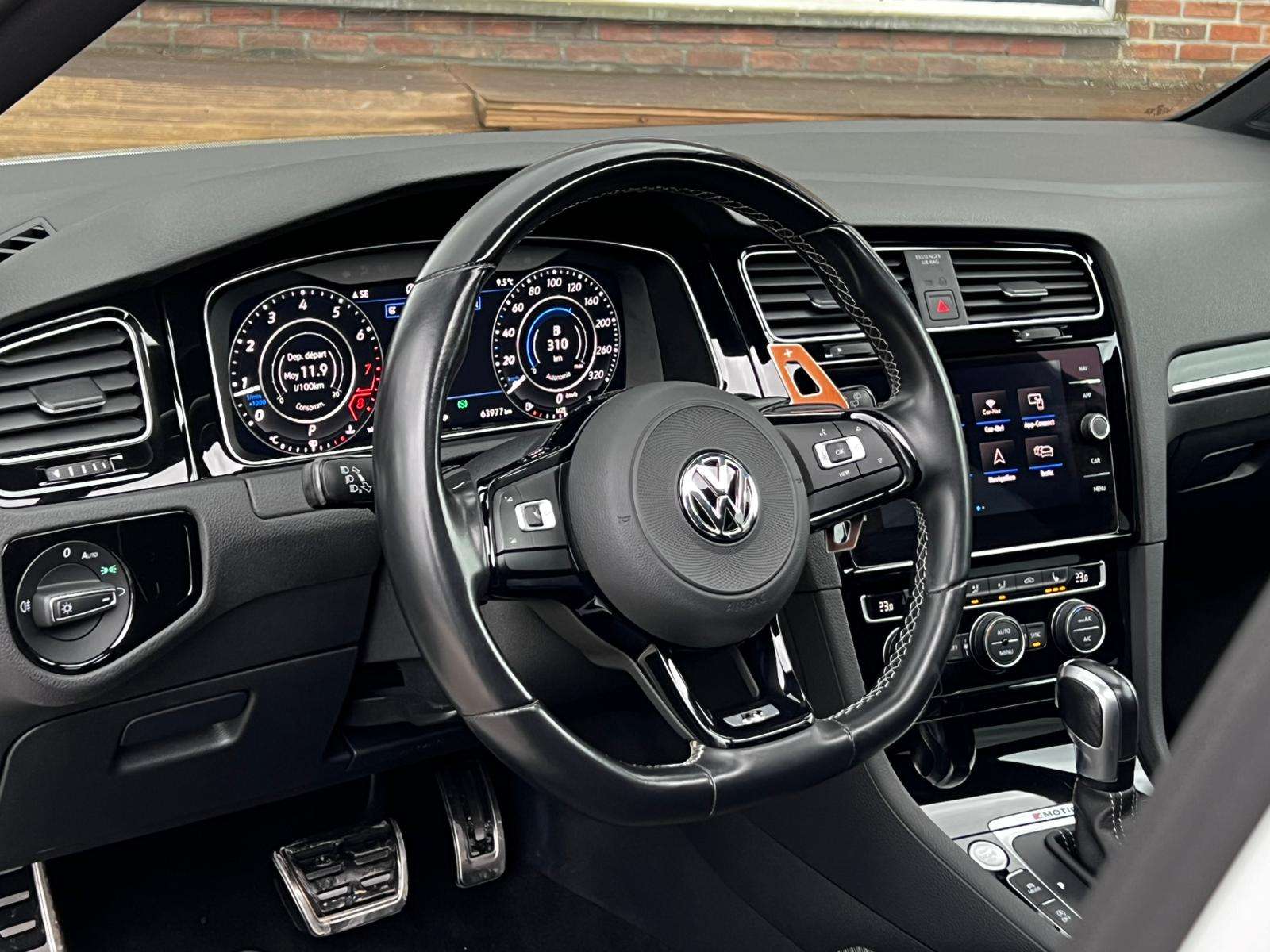 Volkswagen Golf R 2.0 TSI 4motion DSG COCKPIT TOIT-PANO CARNET ACC