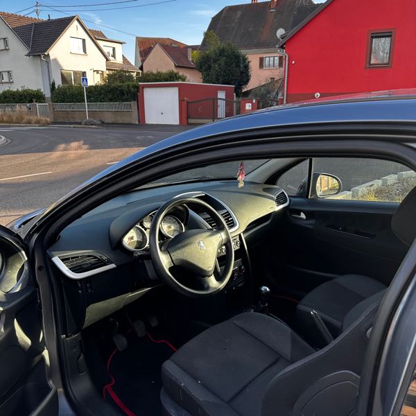 Peugeot 207 (2) 1.4 75 ACCESS 3P