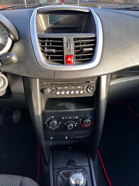 Peugeot 207 (2) 1.4 75 ACCESS 3P