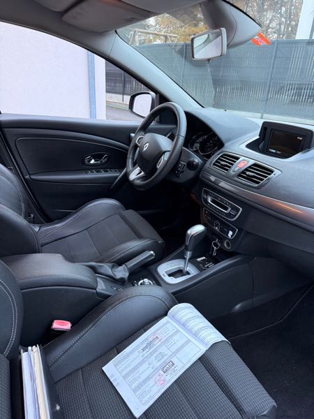 Renault Megane III 1.5 DCI 110 FAP DYNAMIQUE EDC ECO2