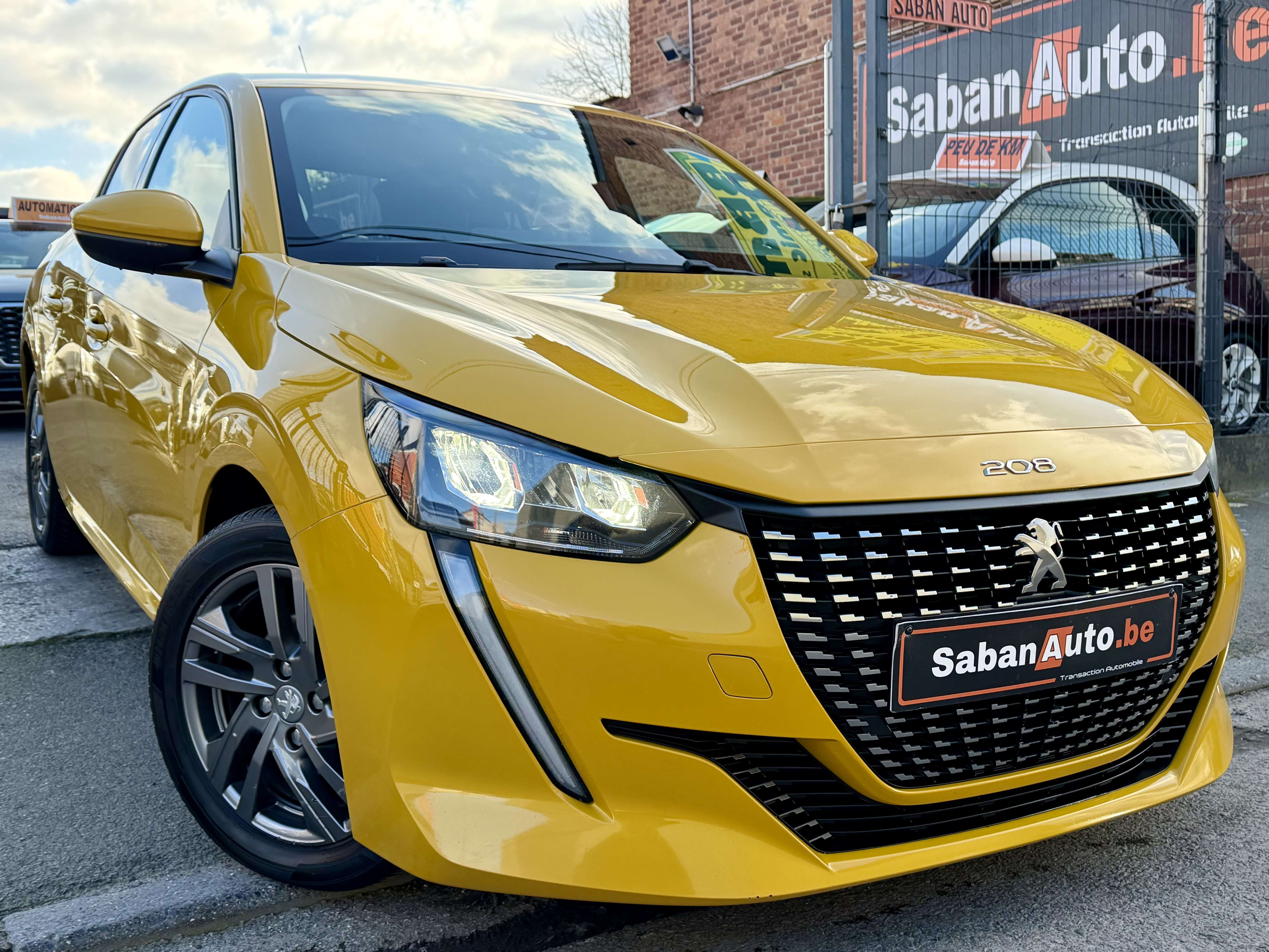 Peugeot 208 208 1.2i Style ° CARPLAY ° AIRCO ° FULL LED ° JANT