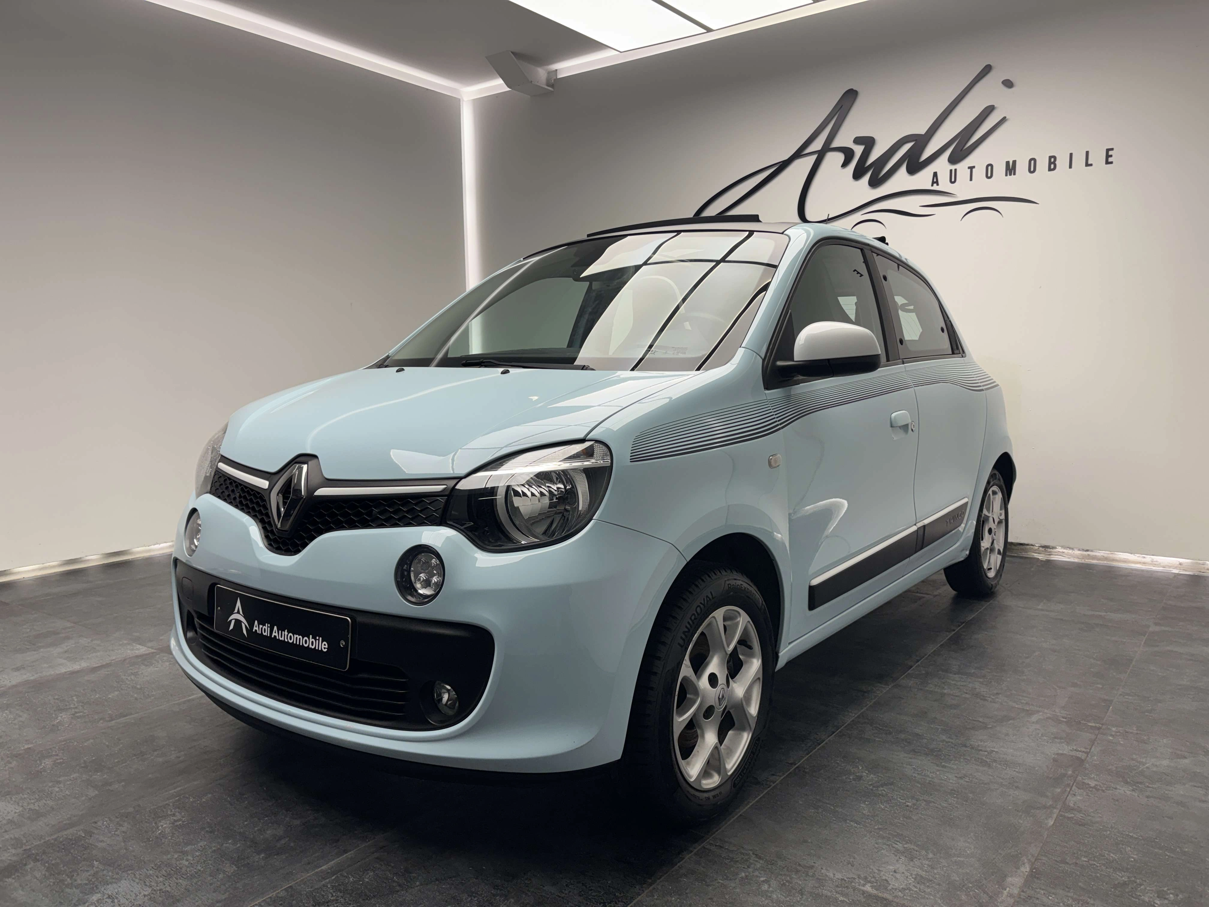 Renault Twingo 1.0i SCe *TOIT OUV*BLUETOOTH*1ER PROPRIO*GARANTIE*