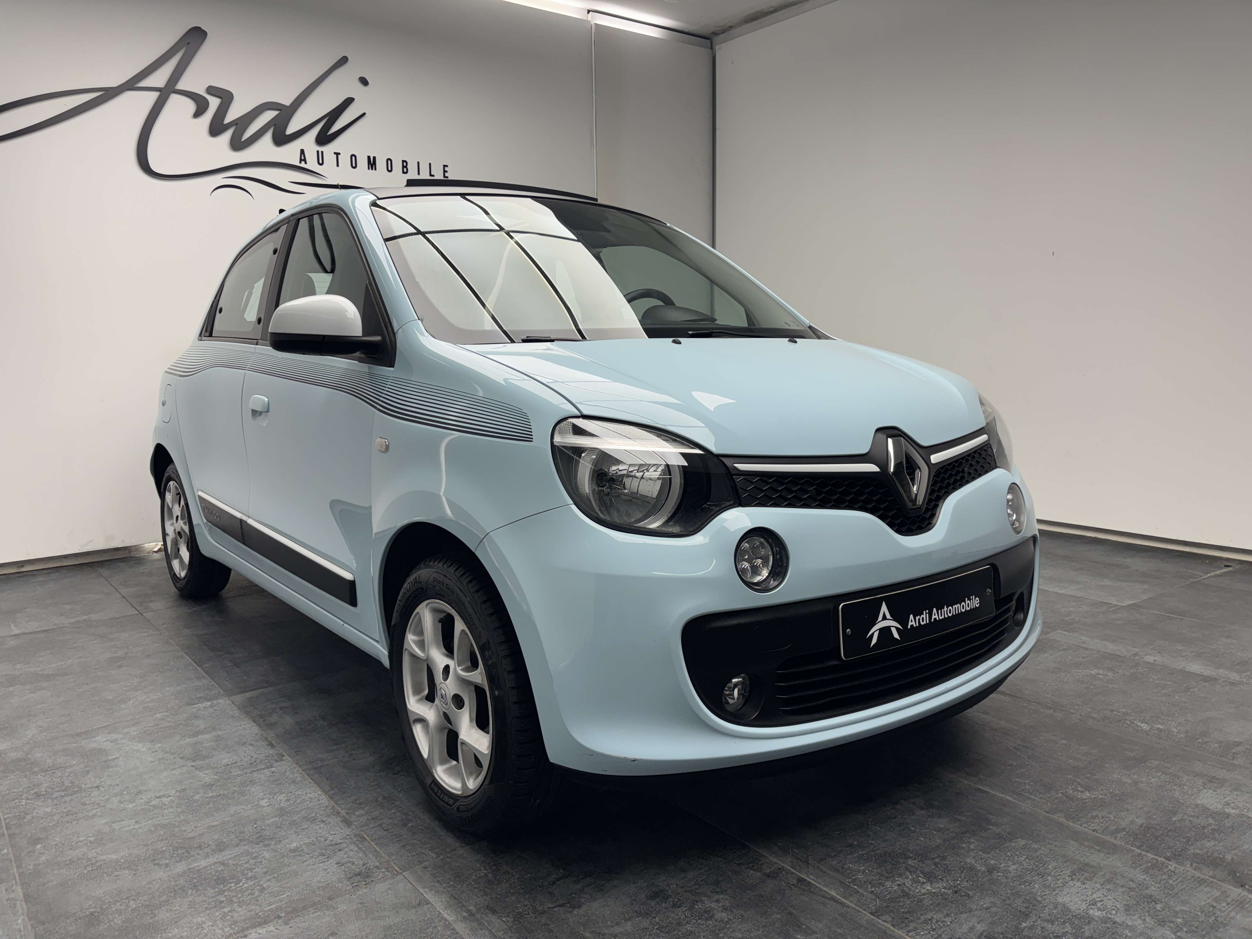 Renault Twingo 1.0i SCe *TOIT OUV*BLUETOOTH*1ER PROPRIO*GARANTIE*