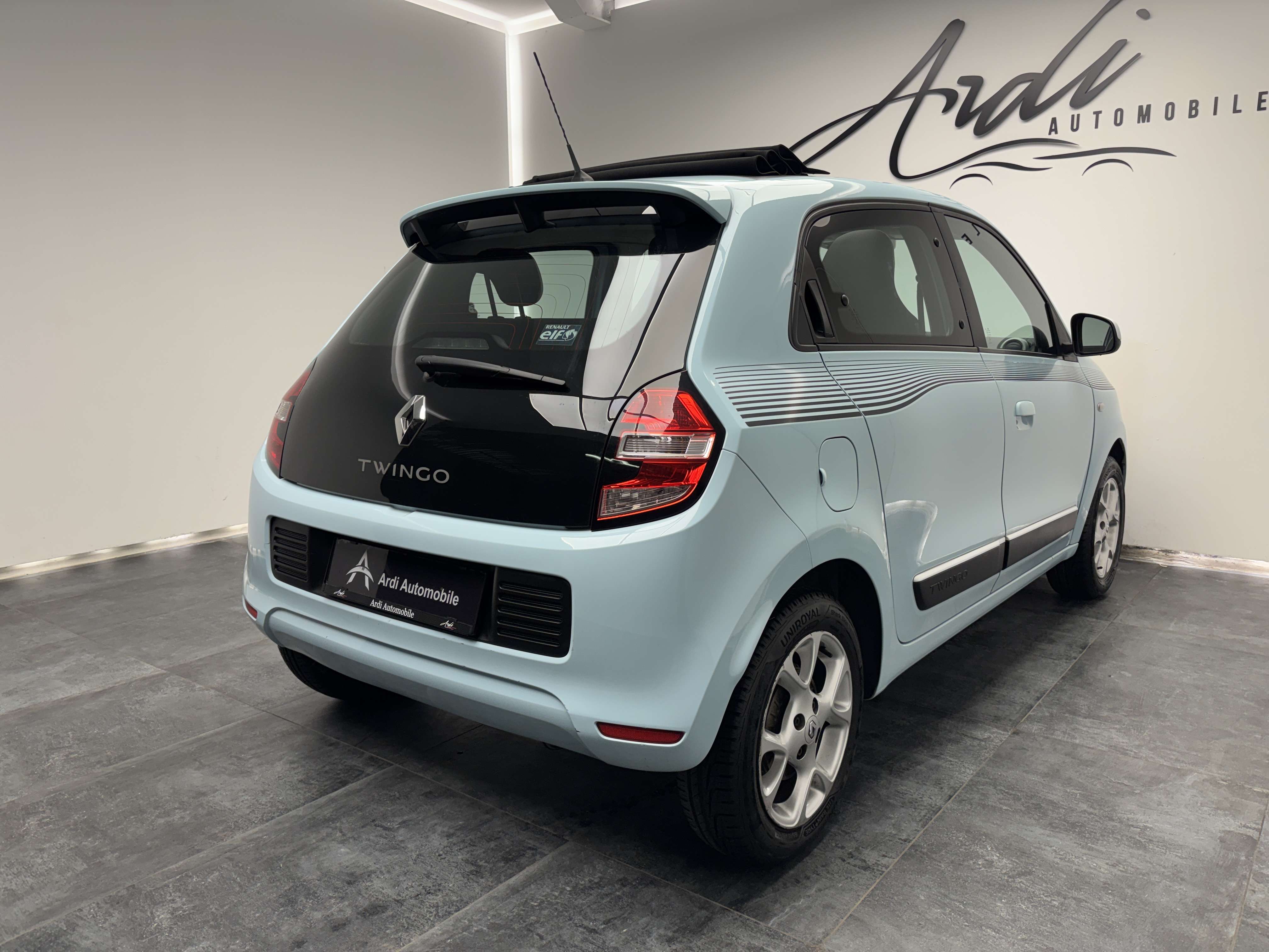 Renault Twingo 1.0i SCe *TOIT OUV*BLUETOOTH*1ER PROPRIO*GARANTIE*