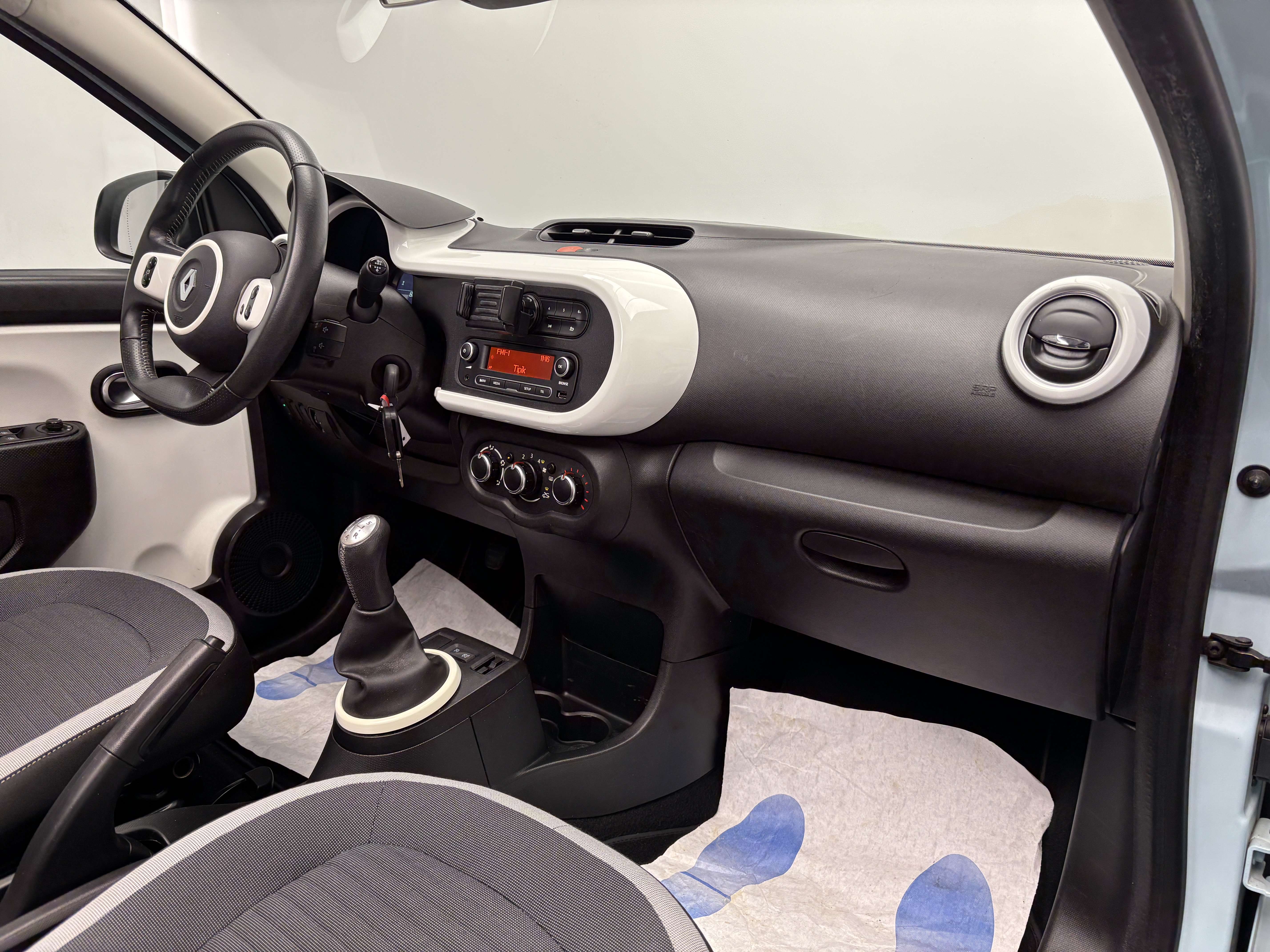 Renault Twingo 1.0i SCe *TOIT OUV*BLUETOOTH*1ER PROPRIO*GARANTIE*