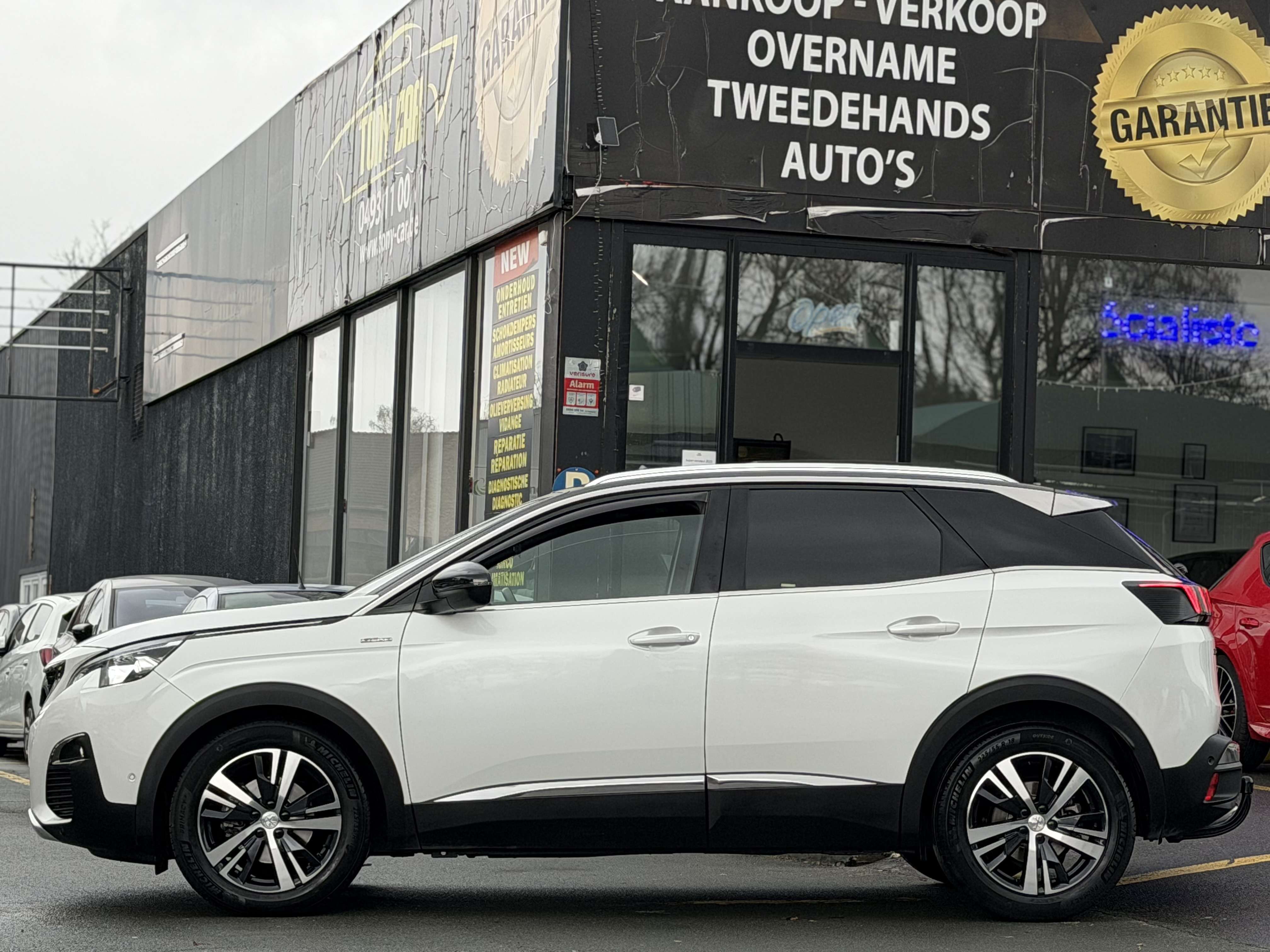 Peugeot 3008 3008 1.2 GT Line EURO 6DI*NAVI*Carplay*Cam360*