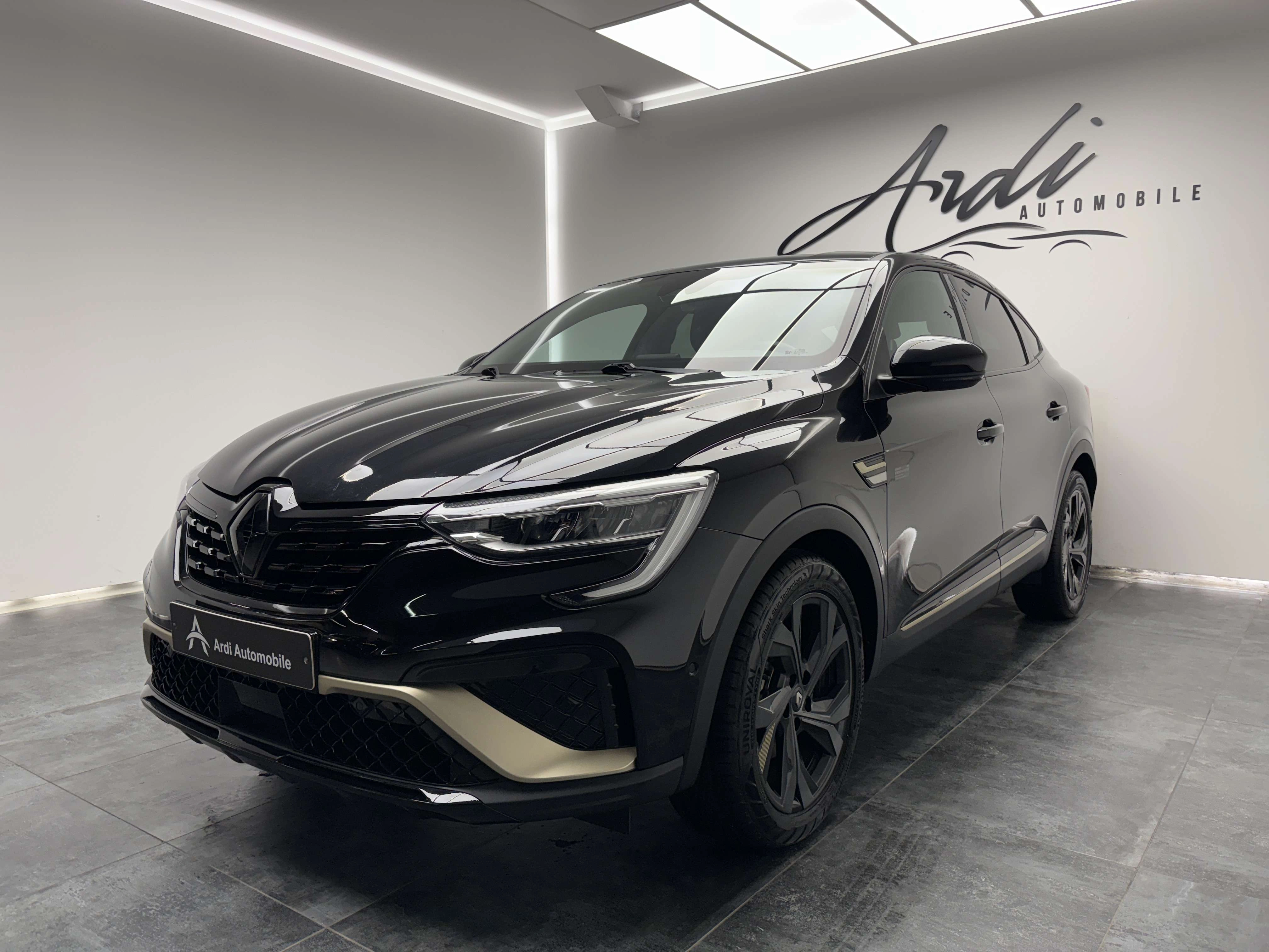 Renault Arkana E-TECH *CARPLAY*LED*CAMERA*1ER PROPRIO*GARANTIE*