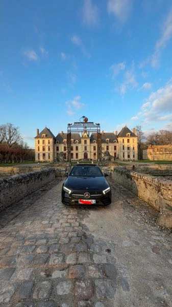 Mercedes-Benz Classe A IV BERLINE 180 D AMG LINE 8G-DCT