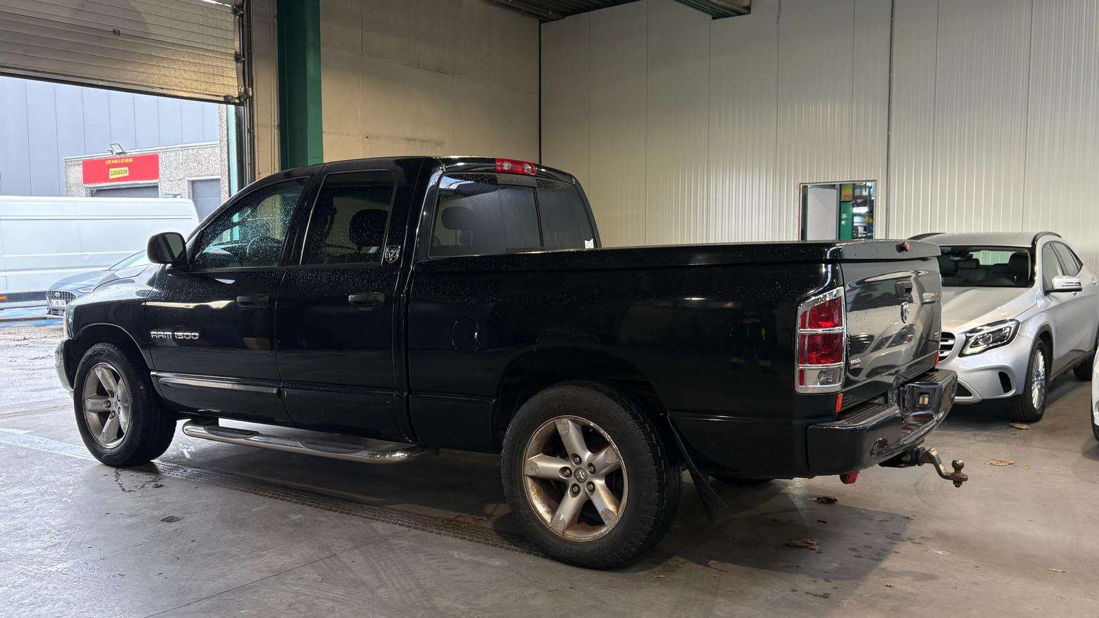 Dodge RAM 185403 MI 4.7i Benz/LPG