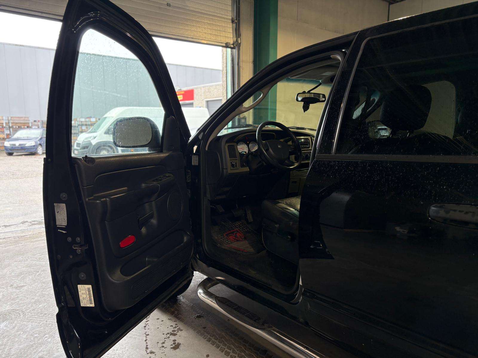 Dodge RAM 185403 MI 4.7i Benz/LPG