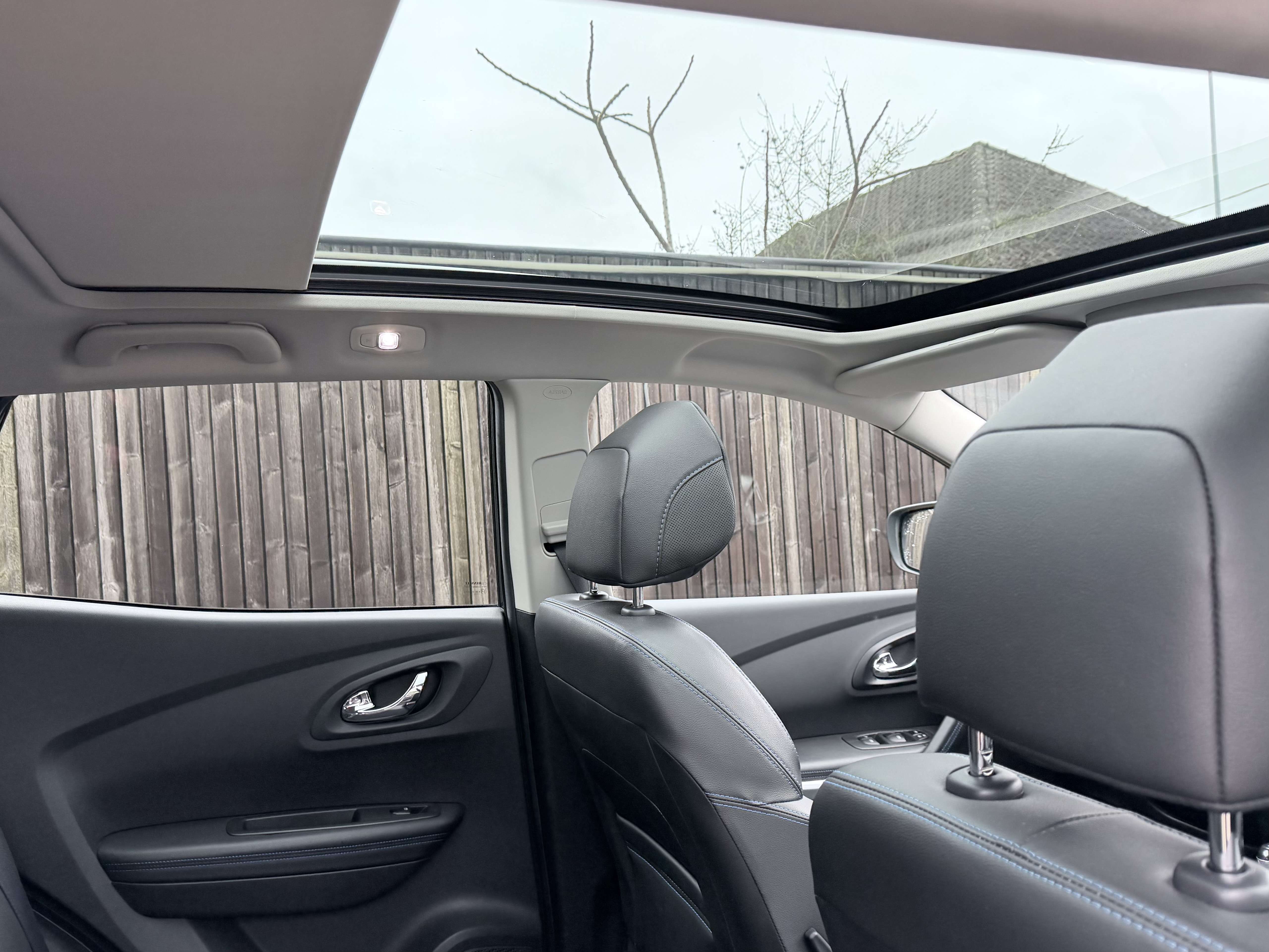 Renault Kadjar 1.2 TCe S-Edition FULL-LED/19"/CAMERA/SAFETY..
