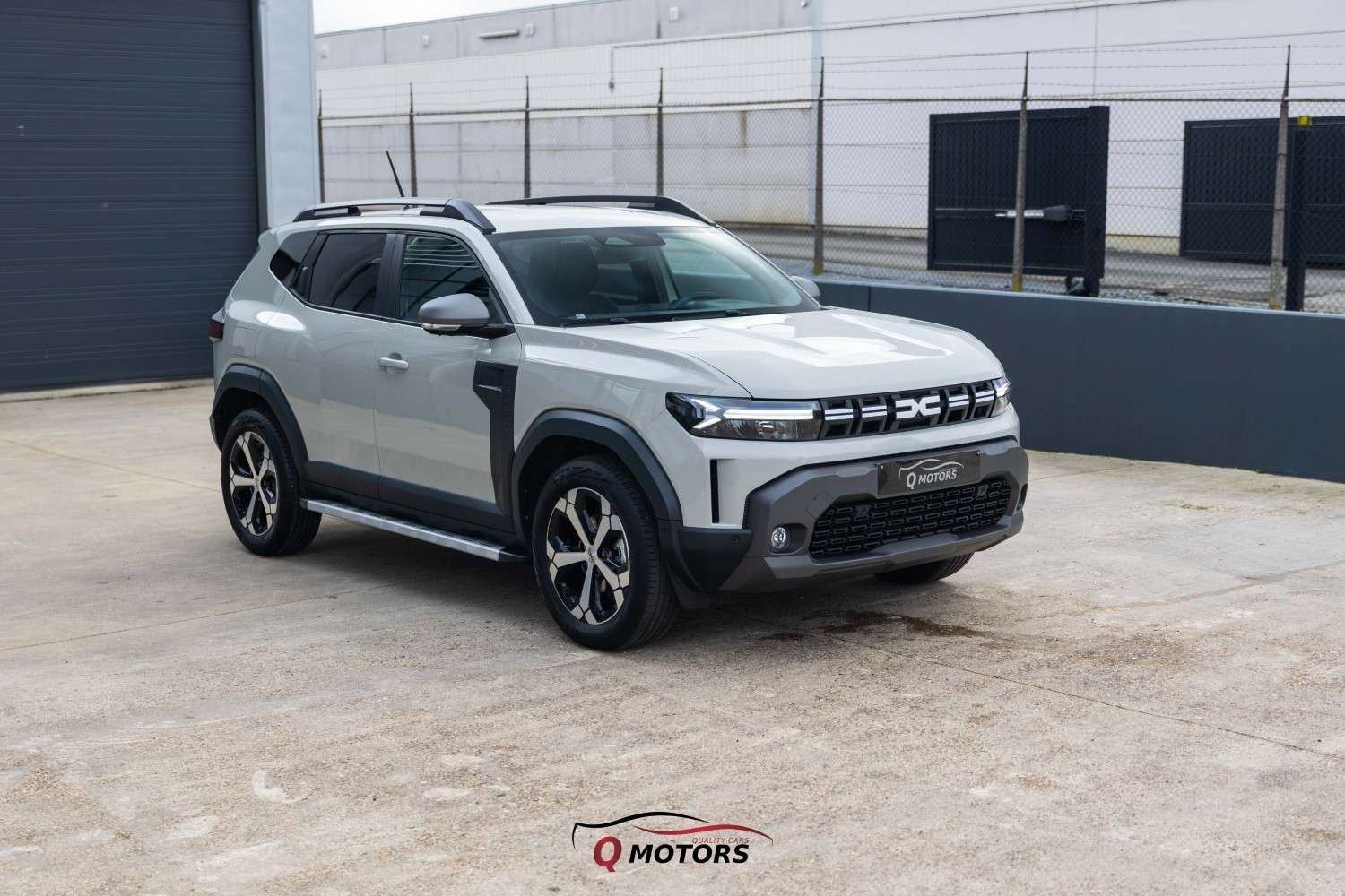 Dacia Duster Mild Hybrid-360-LED-CARPLAY-CRUISE-GARANTIE 12/27