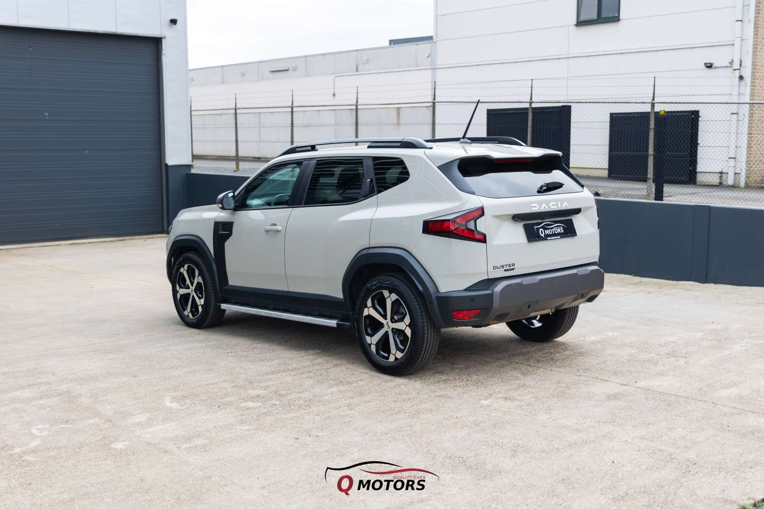 Dacia Duster Mild Hybrid-360-LED-CARPLAY-CRUISE-GARANTIE 12/27