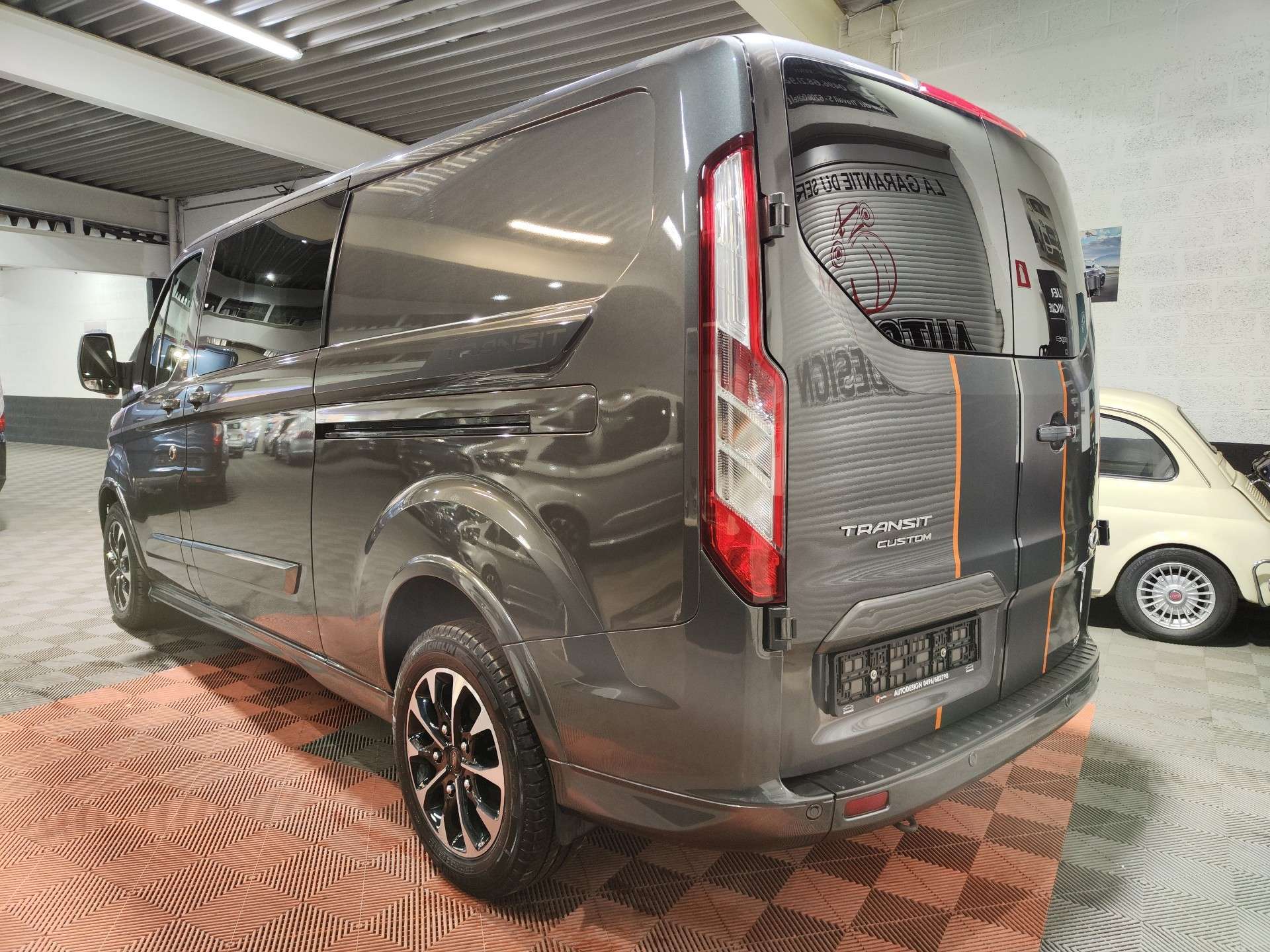 Ford Transit Custom 2.0 TDCi L2H1 / SPORT / 5 PLACES / OK LEZ 2034