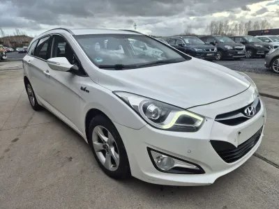 Hyundai i40 SW 1.7 CRDi Blue Drive//USB//MARCHAND OU EXPORT