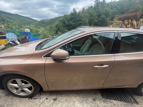 Volvo V40 II D2 115 MOMENTUM