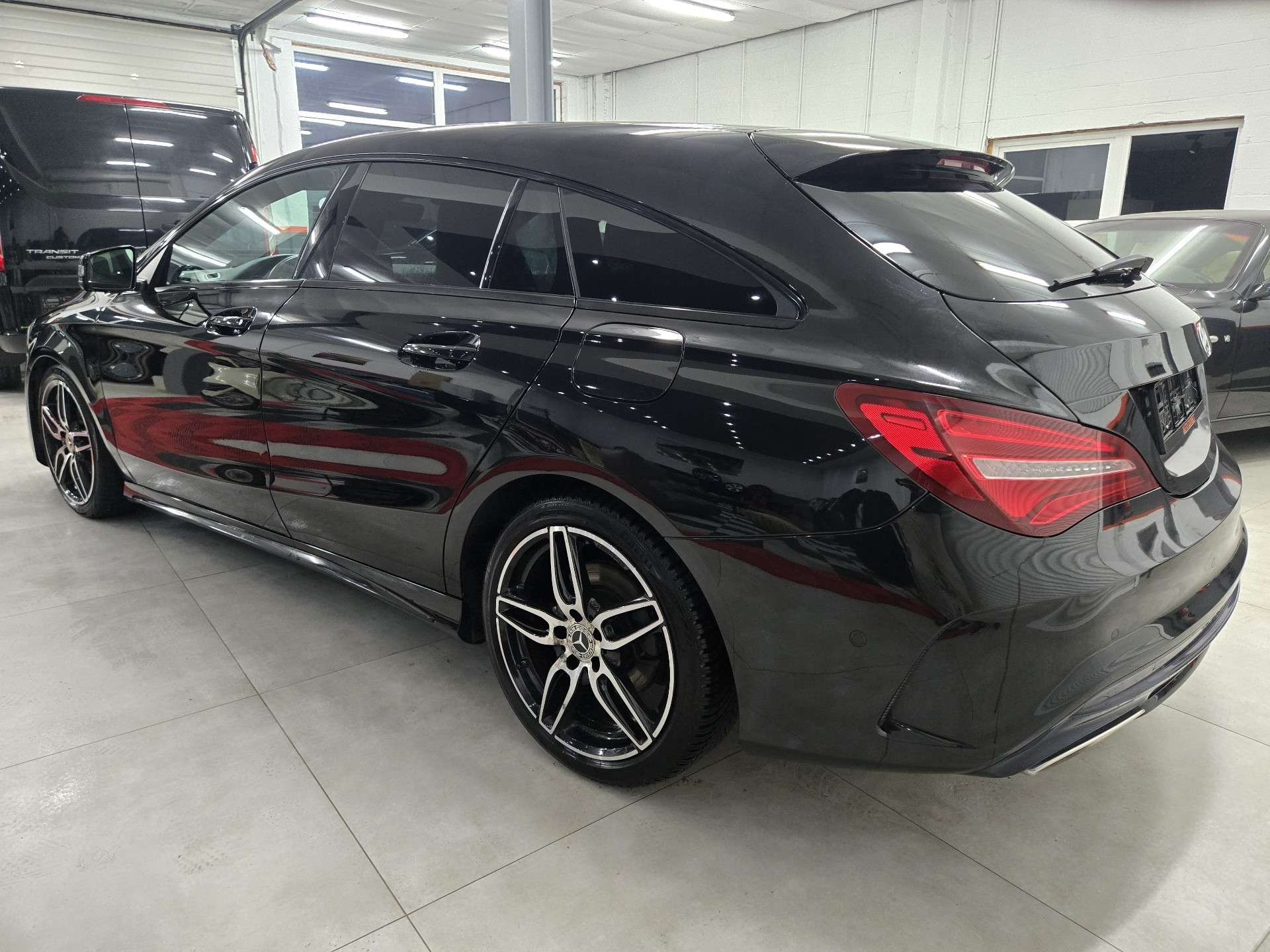 Mercedes-Benz CLA 180 *PACK AMG*BLACK EDITION*BT AUTO*NAVI*CAMERA*