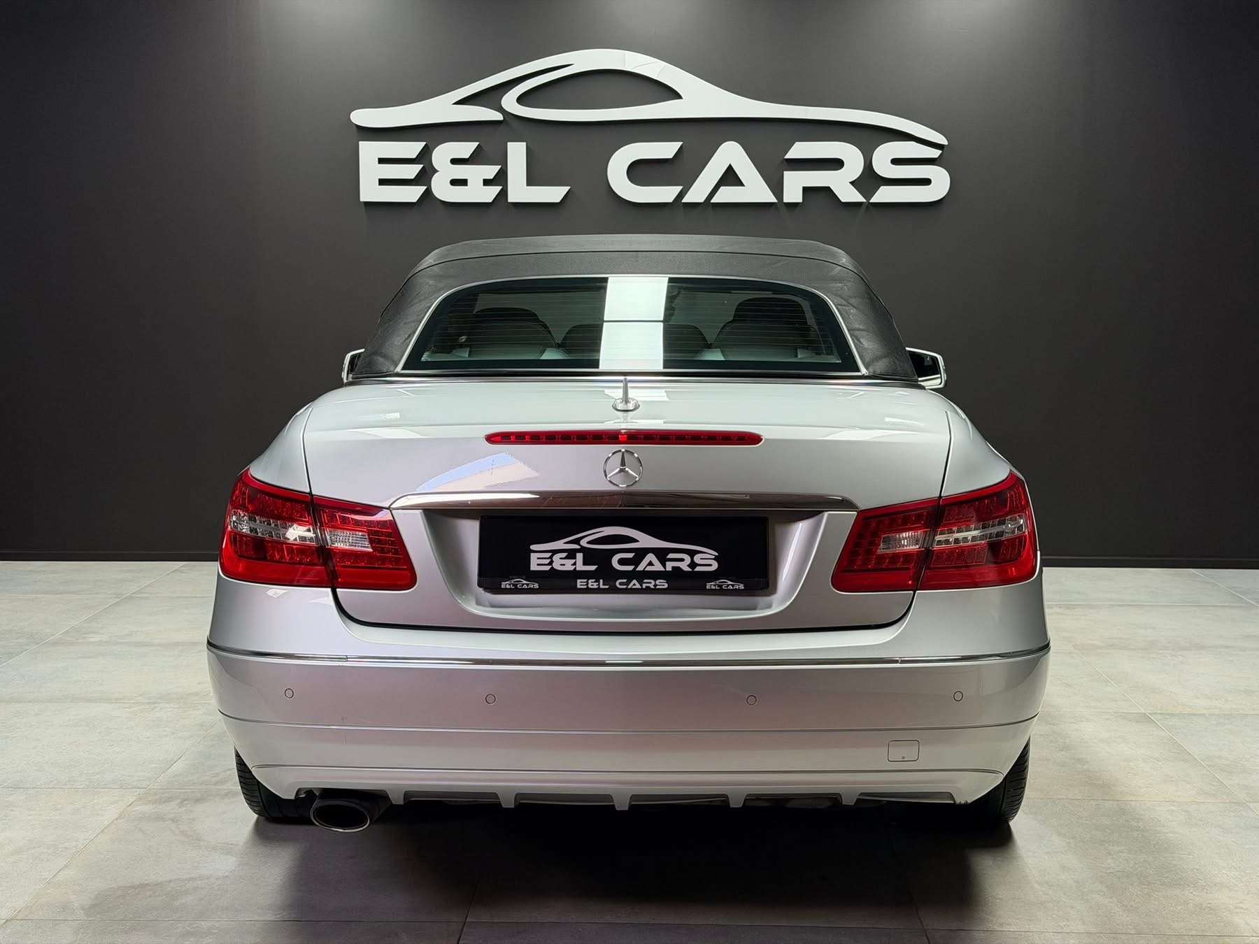 Mercedes-Benz E 250 CABRIOLET E 250 CGI **12 mois de garantie**