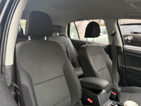 Volkswagen Golf VII 1.6 TDI 105 BLUEMOTION TECHNOLOGY CONFORTLINE BUSINESS