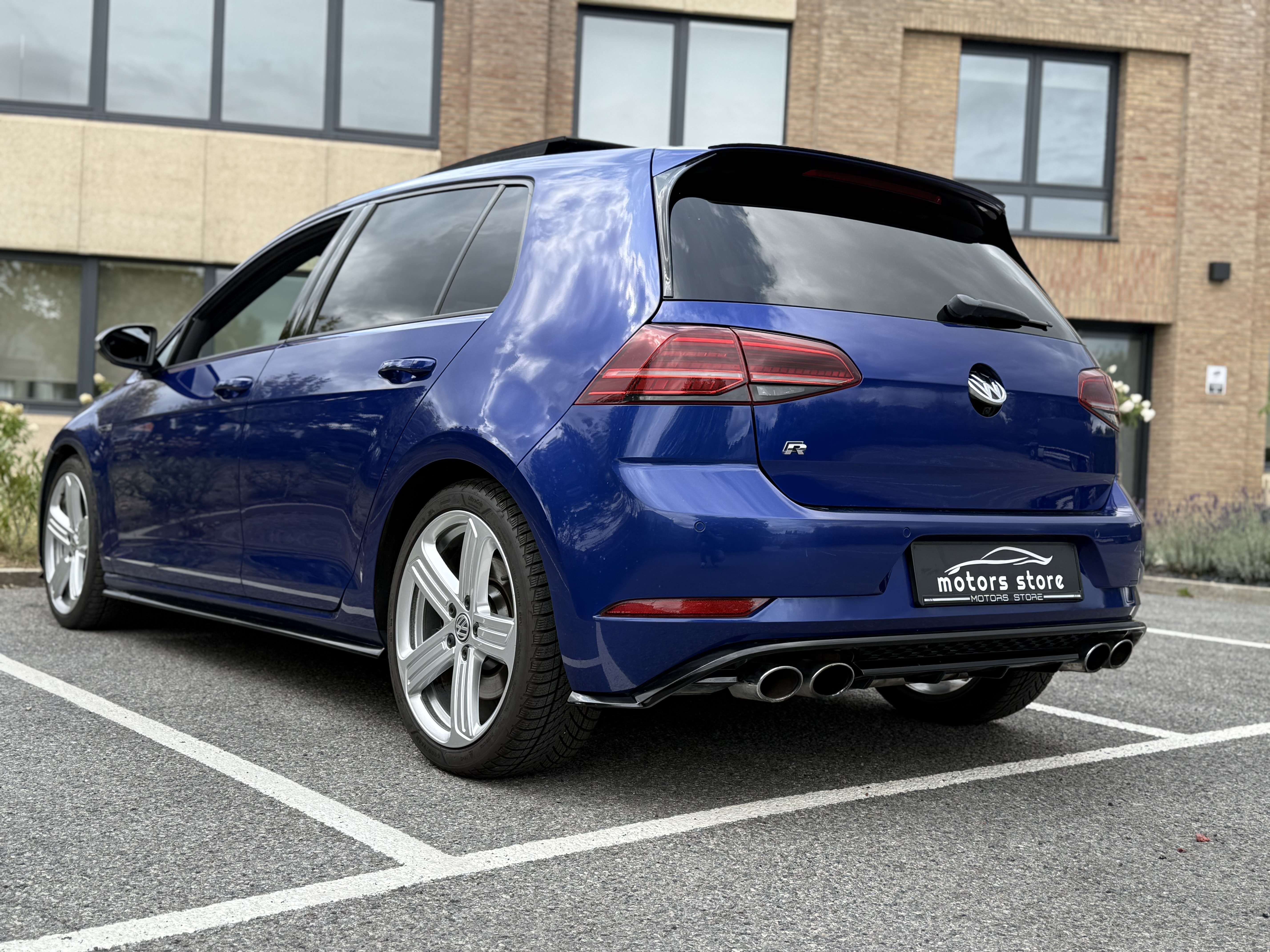 Volkswagen Golf Golf 2.0 R 4Motion DSG///R///