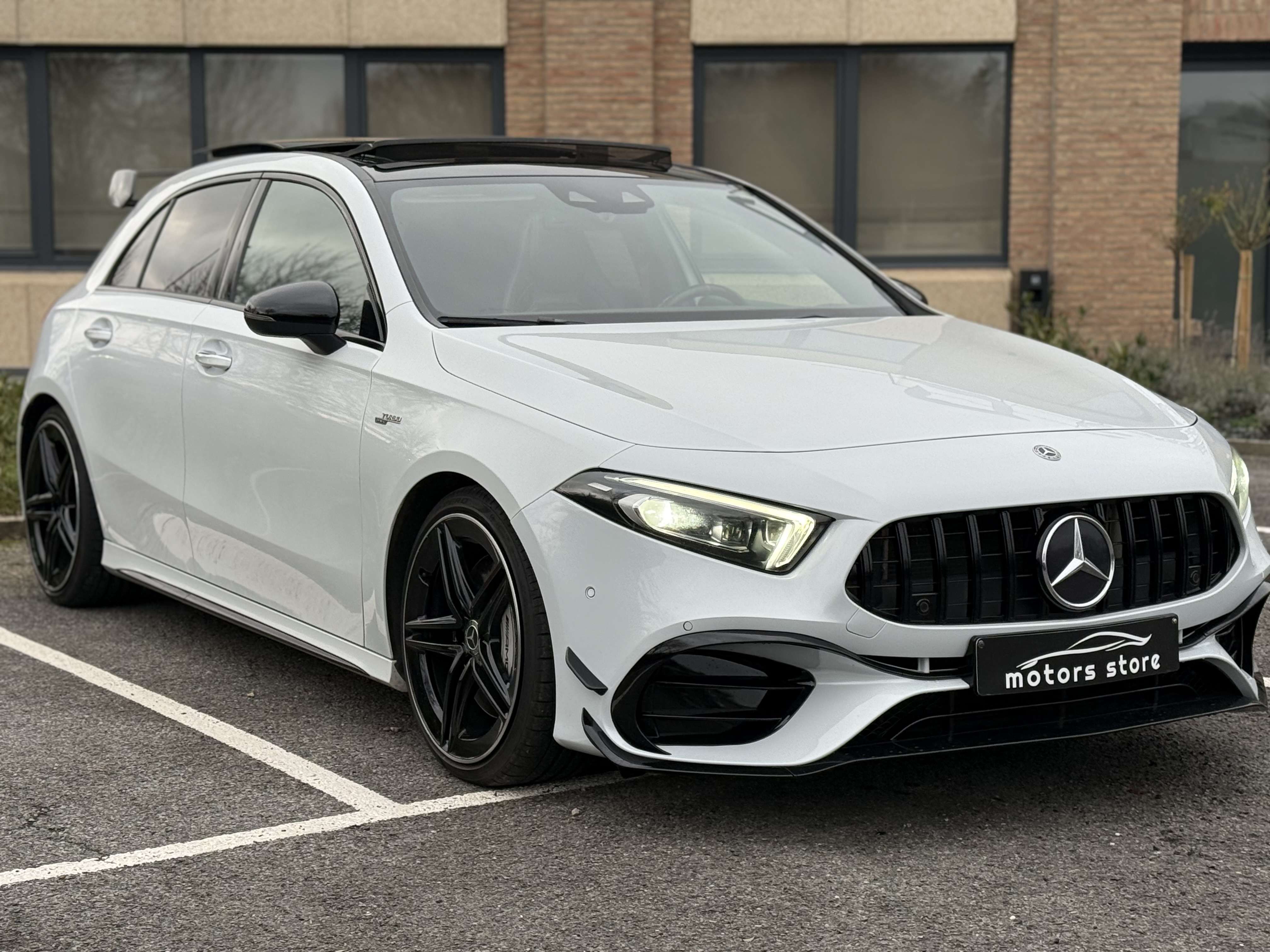 Mercedes-Benz A 35 AMG A 35 AMG 4-Matic