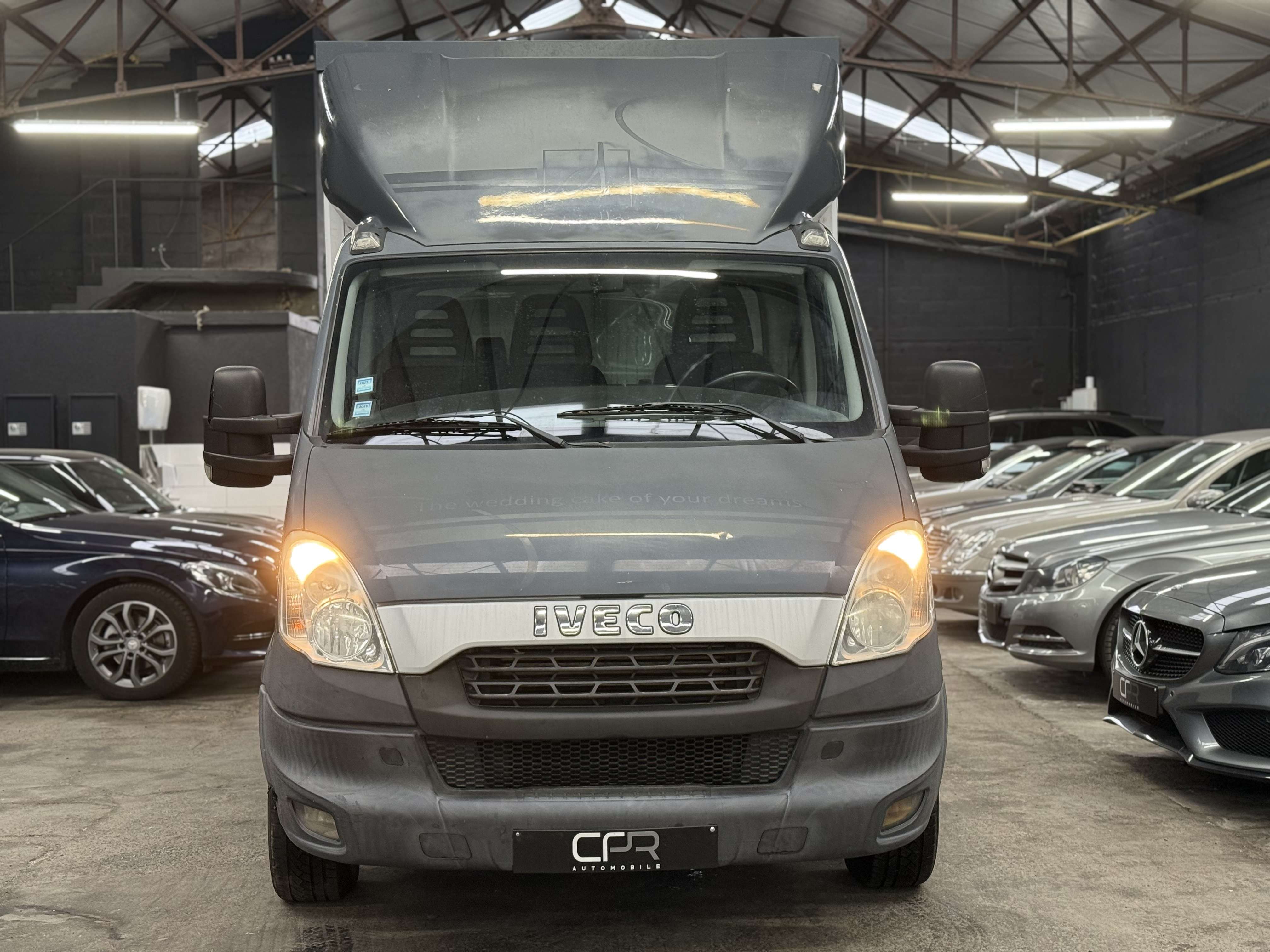 Iveco Daily 35S15 - 2.3 D * 150.000 KMS * 3 PLACES *
