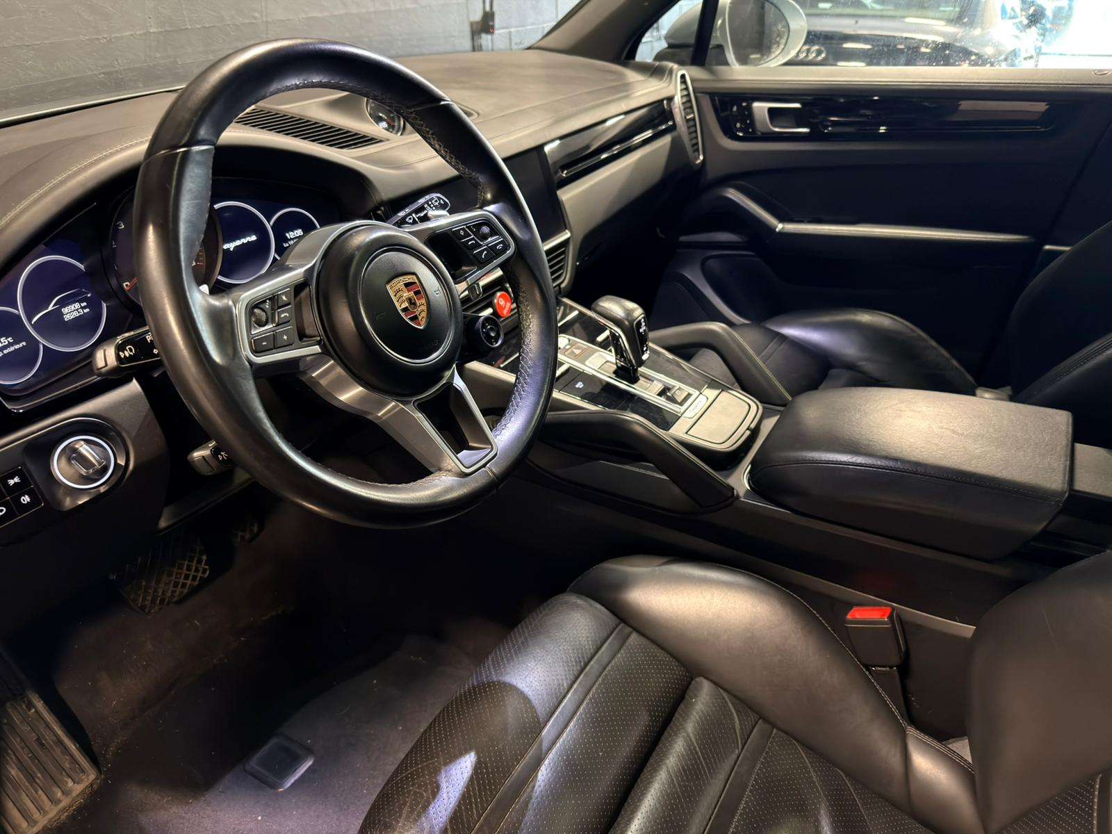 Porsche Cayenne 3.0 V6 Tiptronic S — Pano — Bose — Chrono — Caméra 360